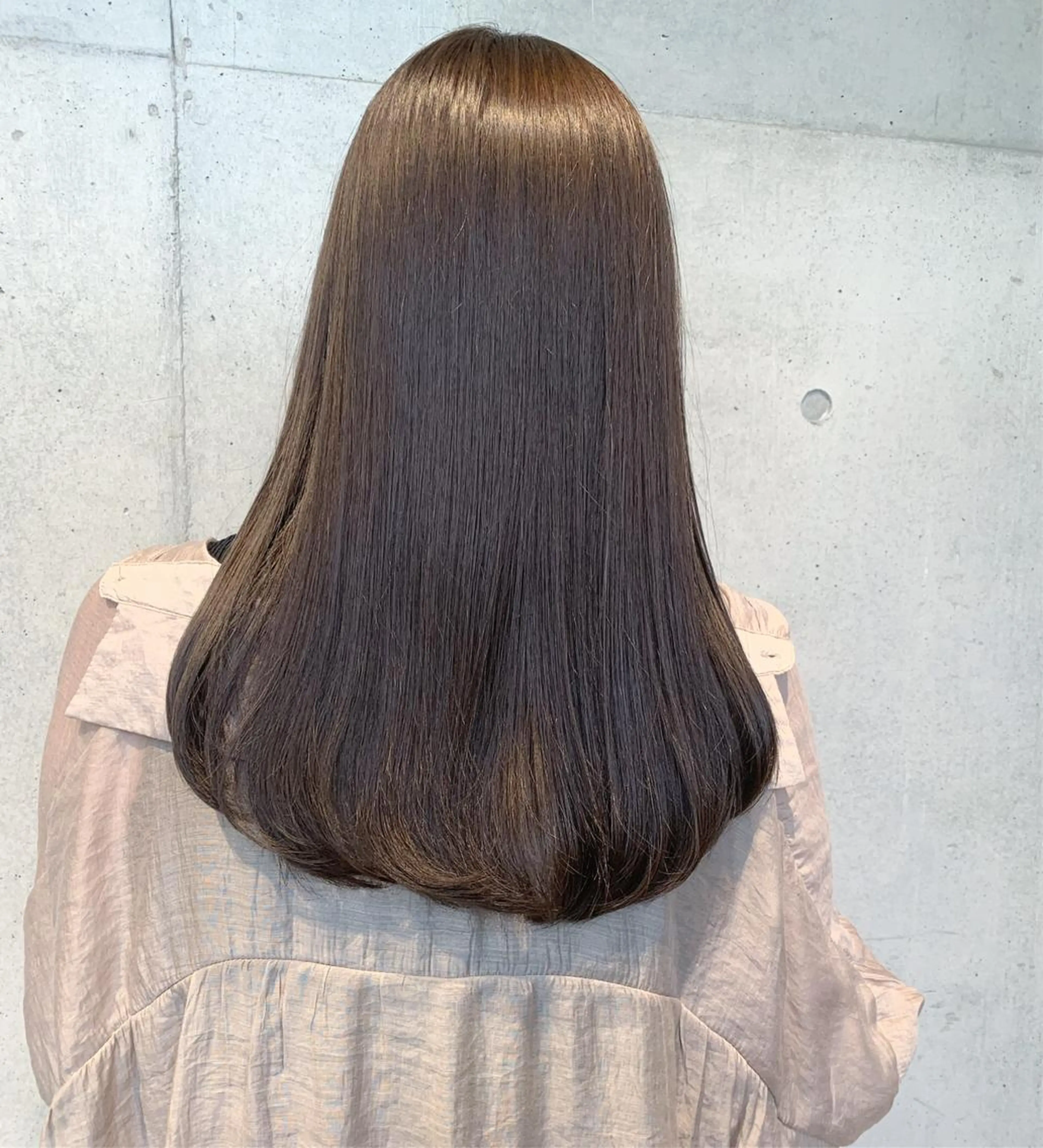 ロング カラー カット ヘアカラー トリートメント ヘッドスパ 透明感/オリーブ/ グレージュ/YUKAのヘアスタイル