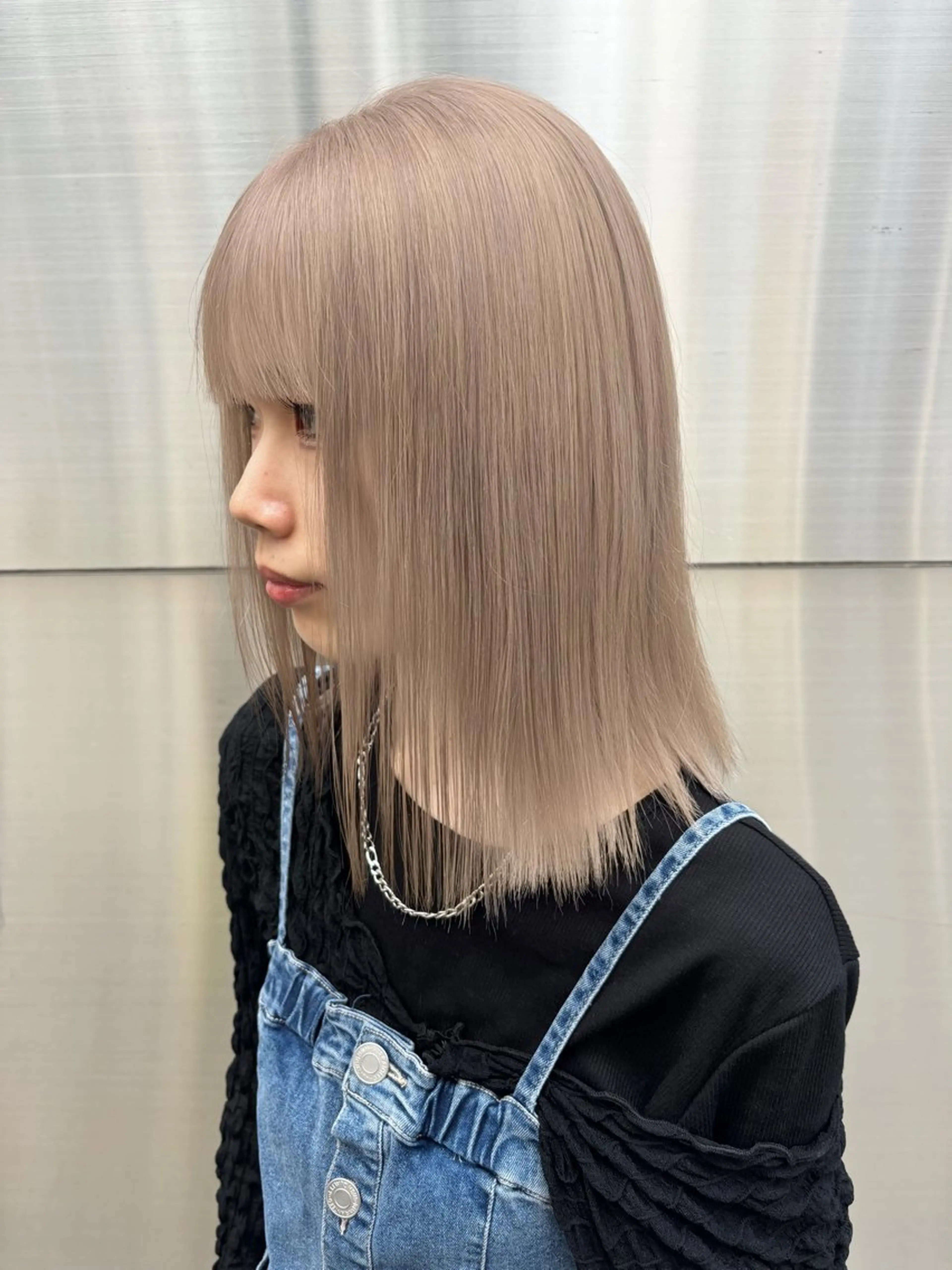 ミディアム カラー ベージュカラー ヘーゼル ミルクティーベージュ ヘアカラー 🥇メンズパーマ /縮毛矯正/木村神心のヘアスタイル