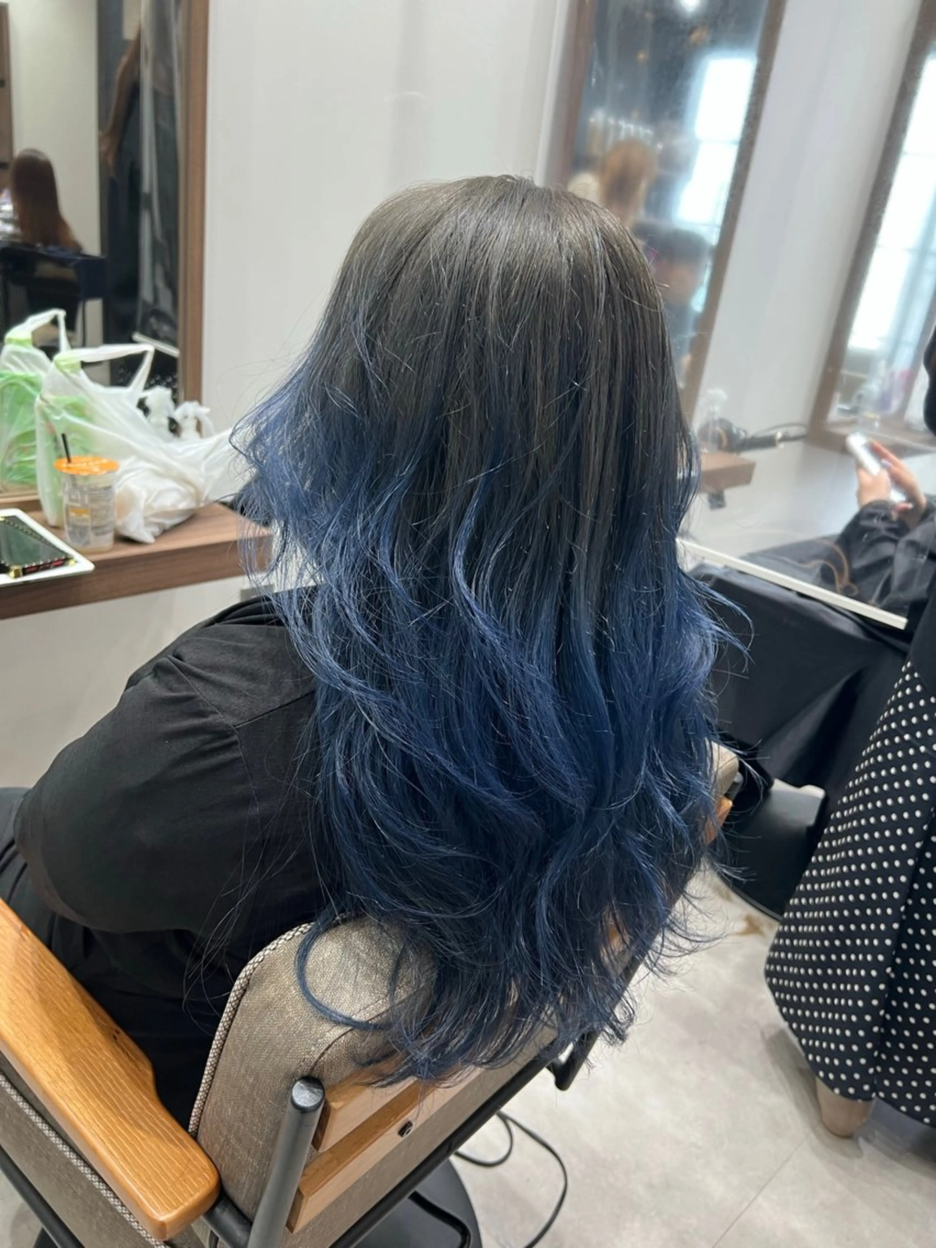 ロング カラー ヘアカラー トリートメント ヘアセット 透け感✨ダメージレス カラーHana🤍のヘアスタイル