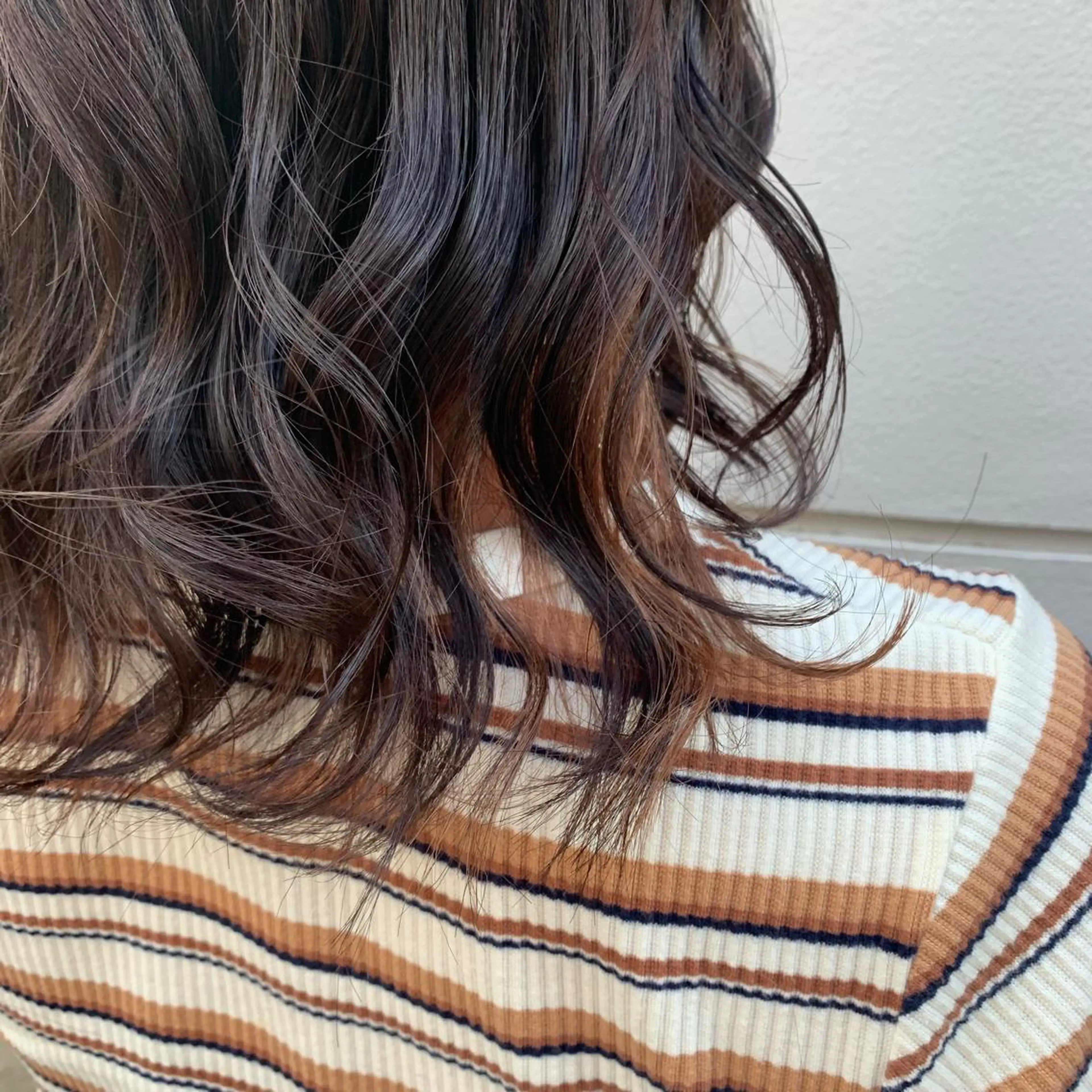 セミロング カラー ヘアアレンジ SALOWIN藤沢店所属・サナ🌱 切りっぱなしボブのヘアスタイル