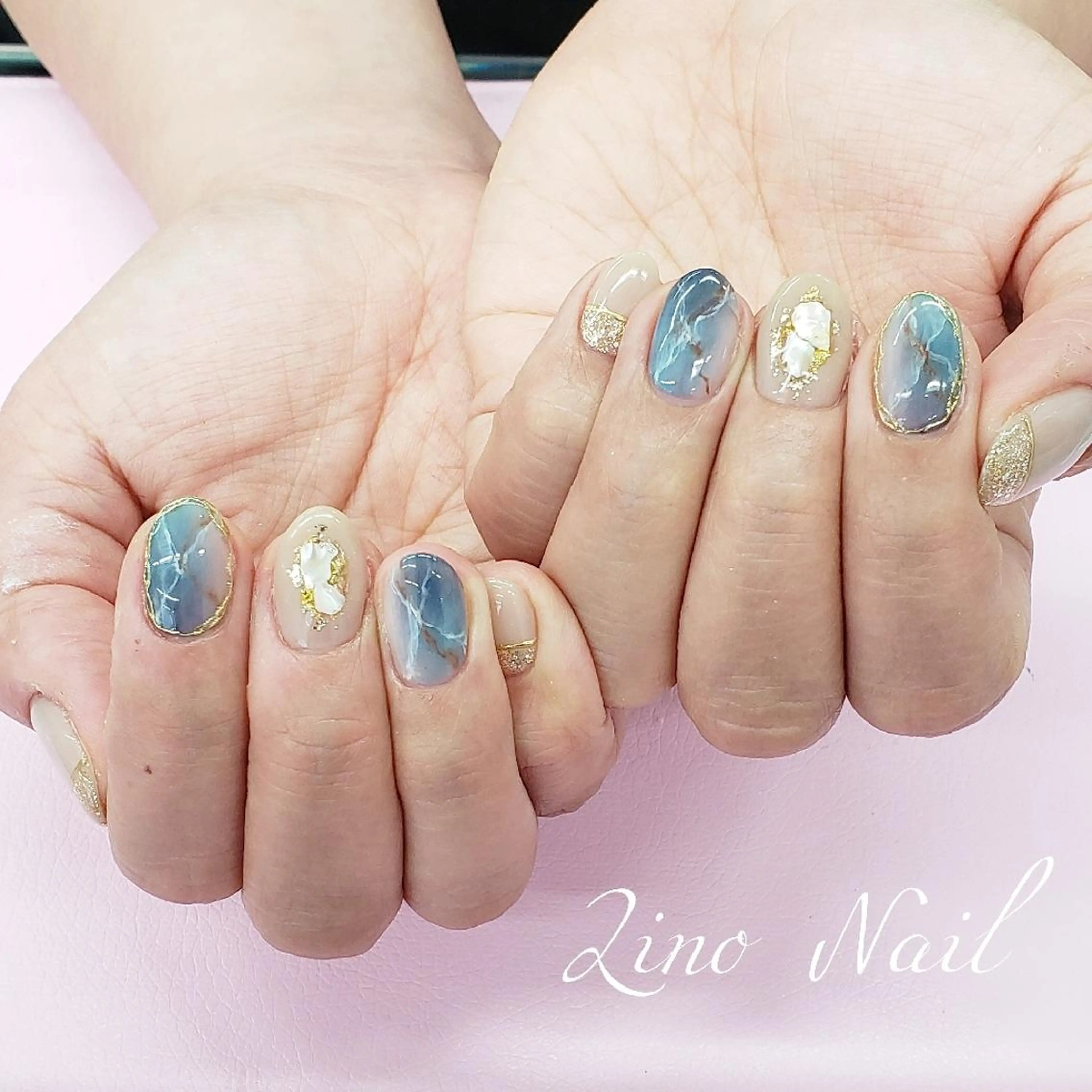 ネイル ブルー カジュアル ジェルネイル ラメ(グリッター) 大理石ネイル(マーブル) ハンドネイル Lino Nailのネイルデザイン