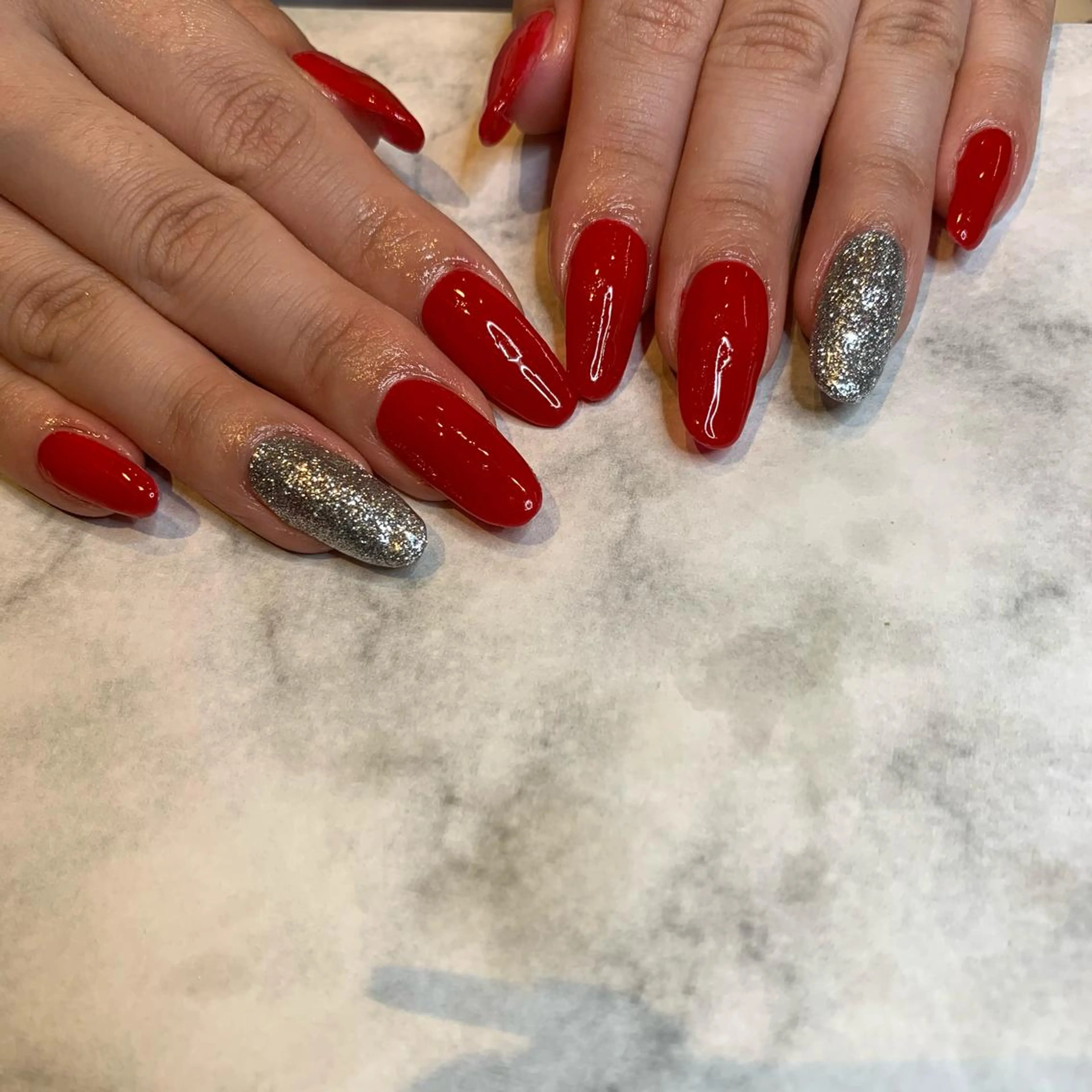 ネイル 赤色 ハンドネイル Adite nailのネイルデザイン