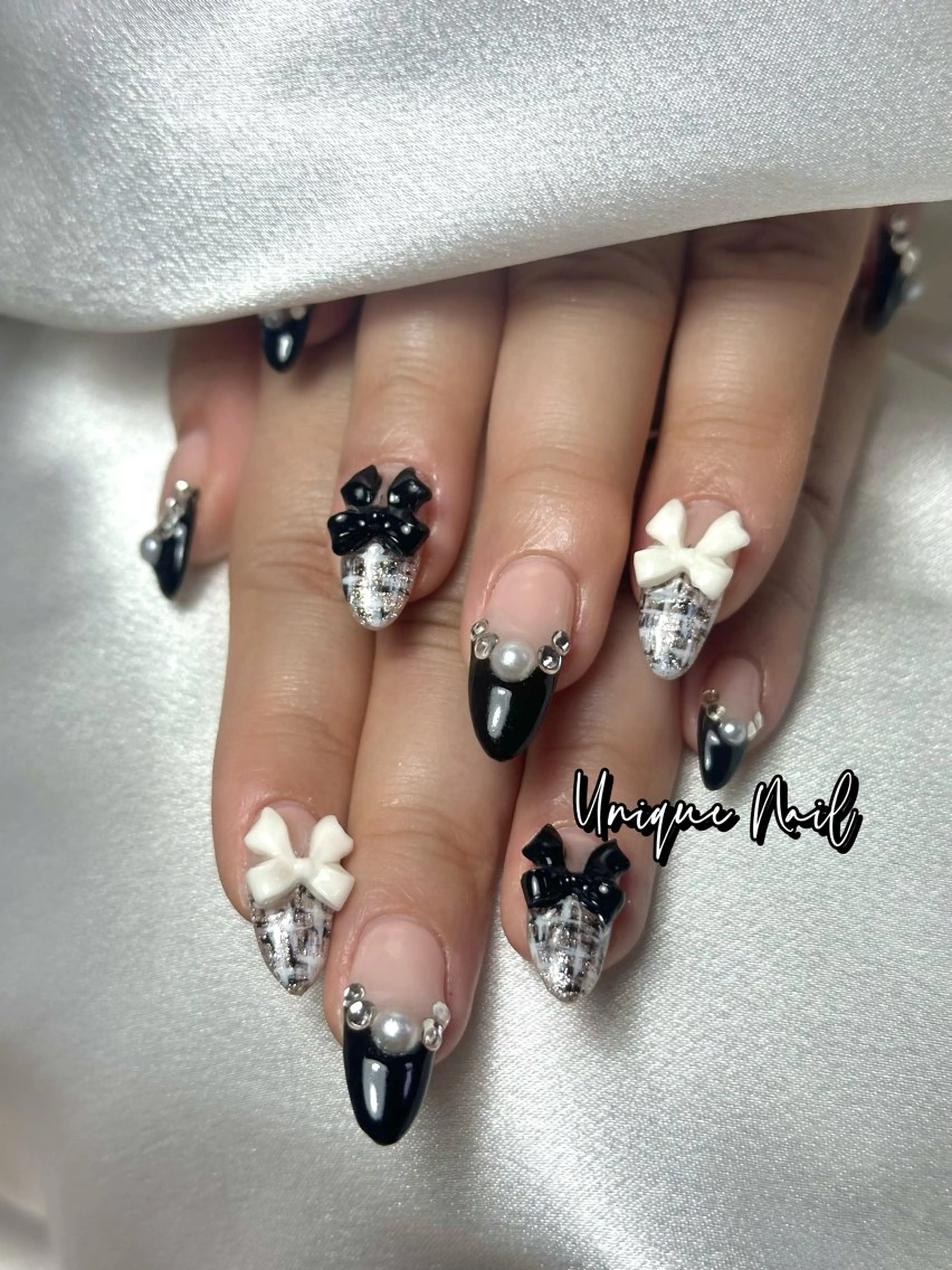 ネイル ハンドネイル ハンドケア UniqueNail さとみのネイルデザイン