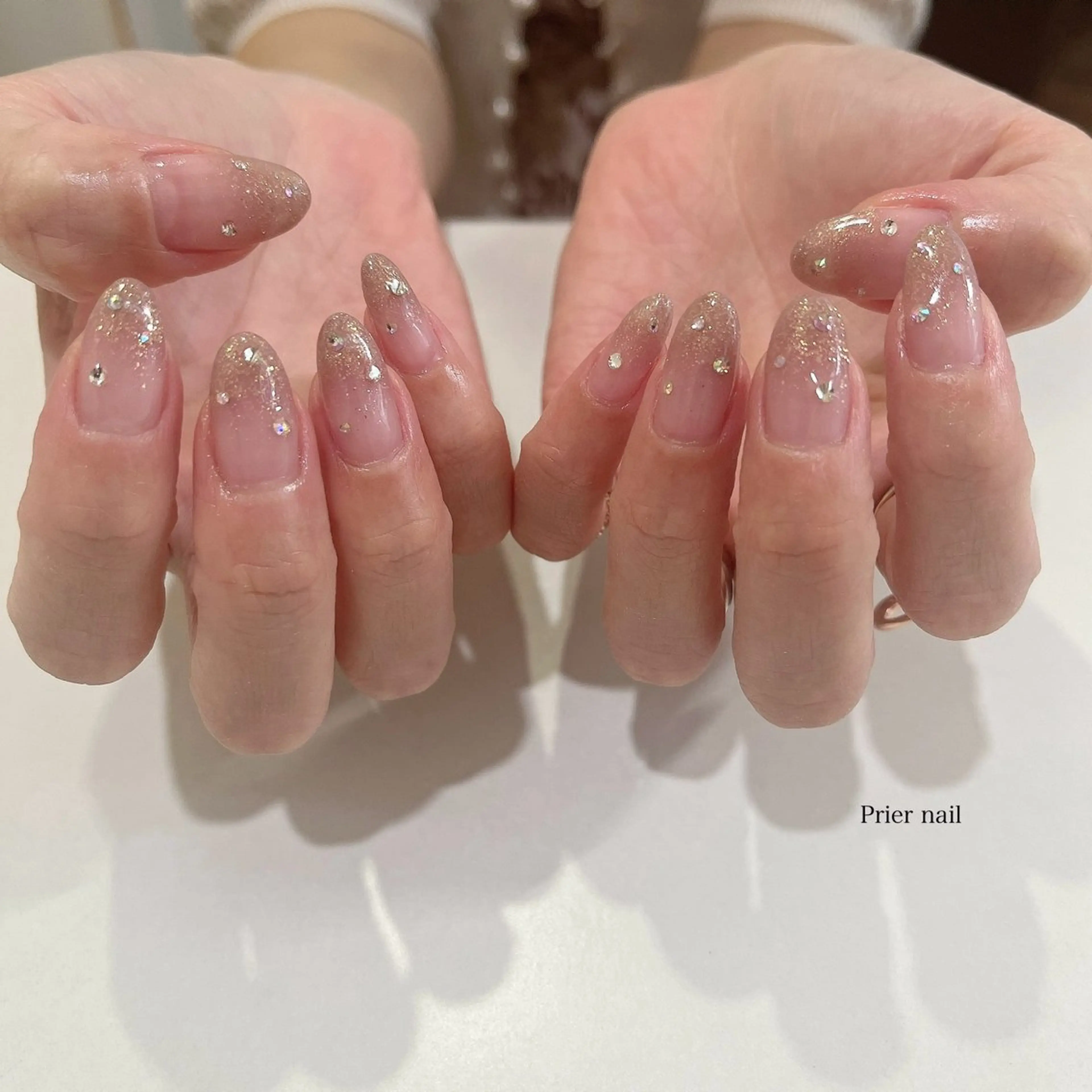 ネイル アートネイル ストーンネイル Prier×Kew hair所属・Prier nailのネイルデザイン