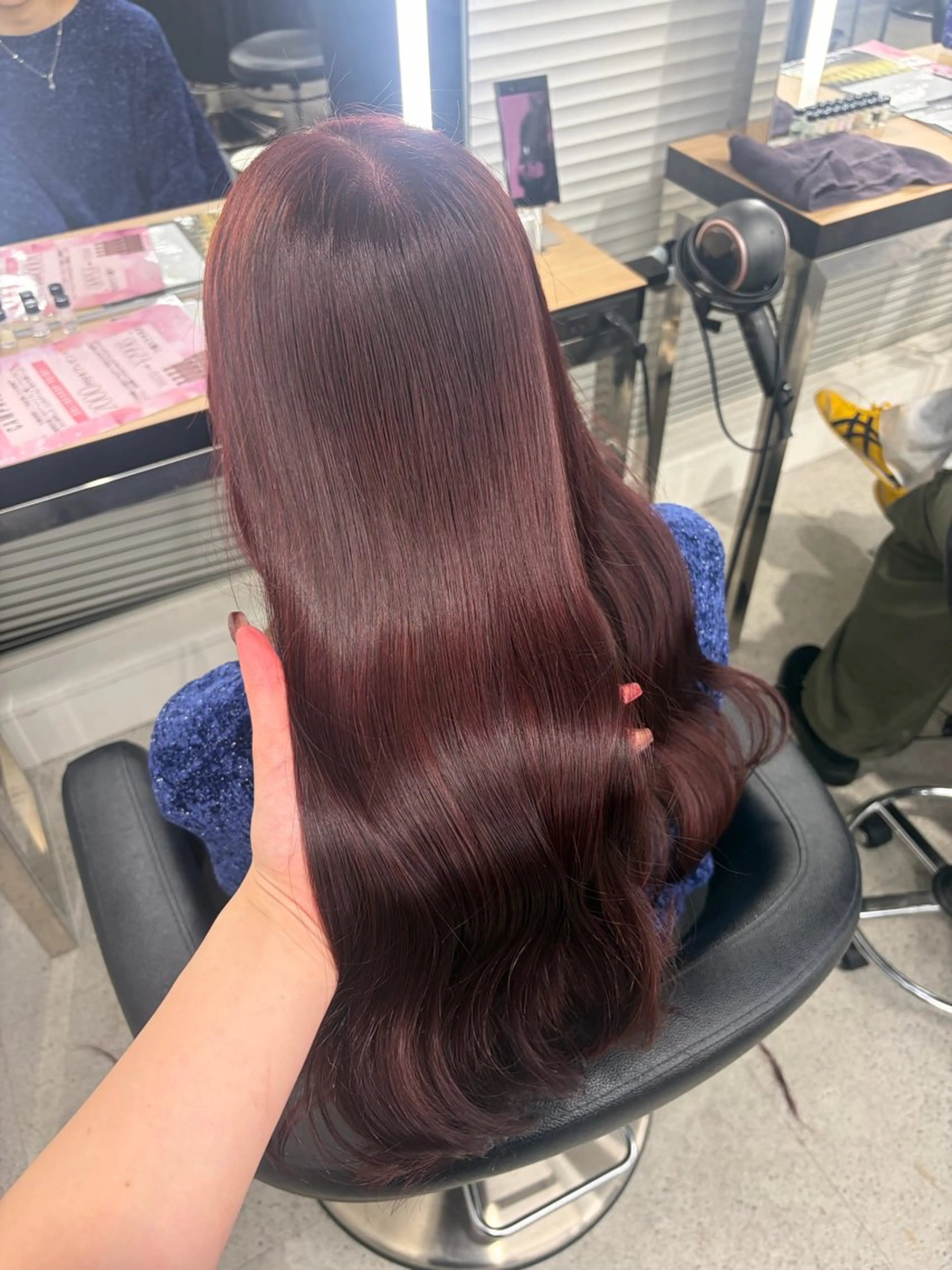 ロング カラー ブリーチ 髪質改善 トリートメント ヘアカラー 💗愛され暖色💗 ピンク/レッド💗のヘアスタイル