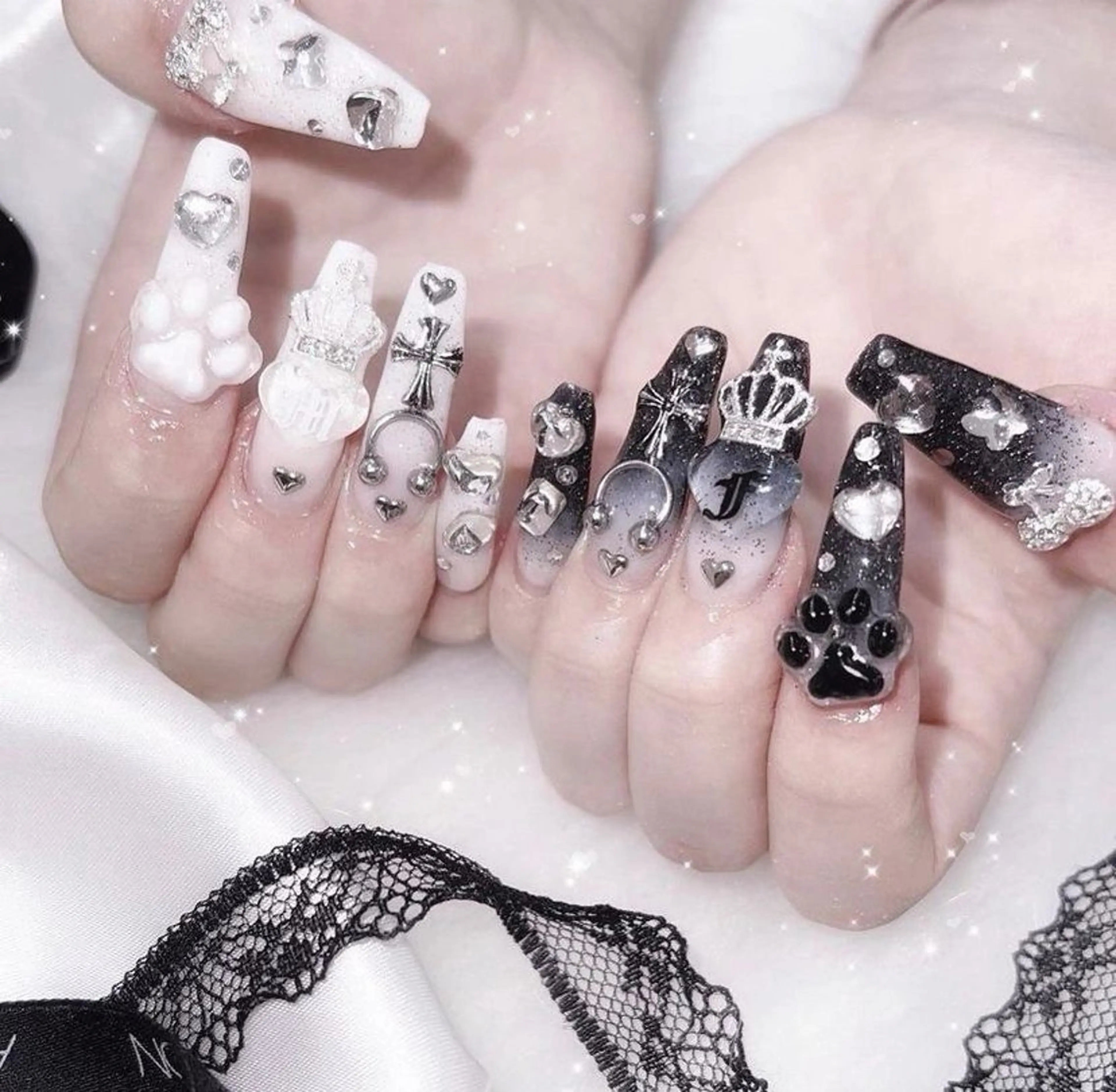 ネイル マグネットネイル ミラーネイル ピンク ネイルチップ 冬ネイル Lee Nailsのネイルデザイン