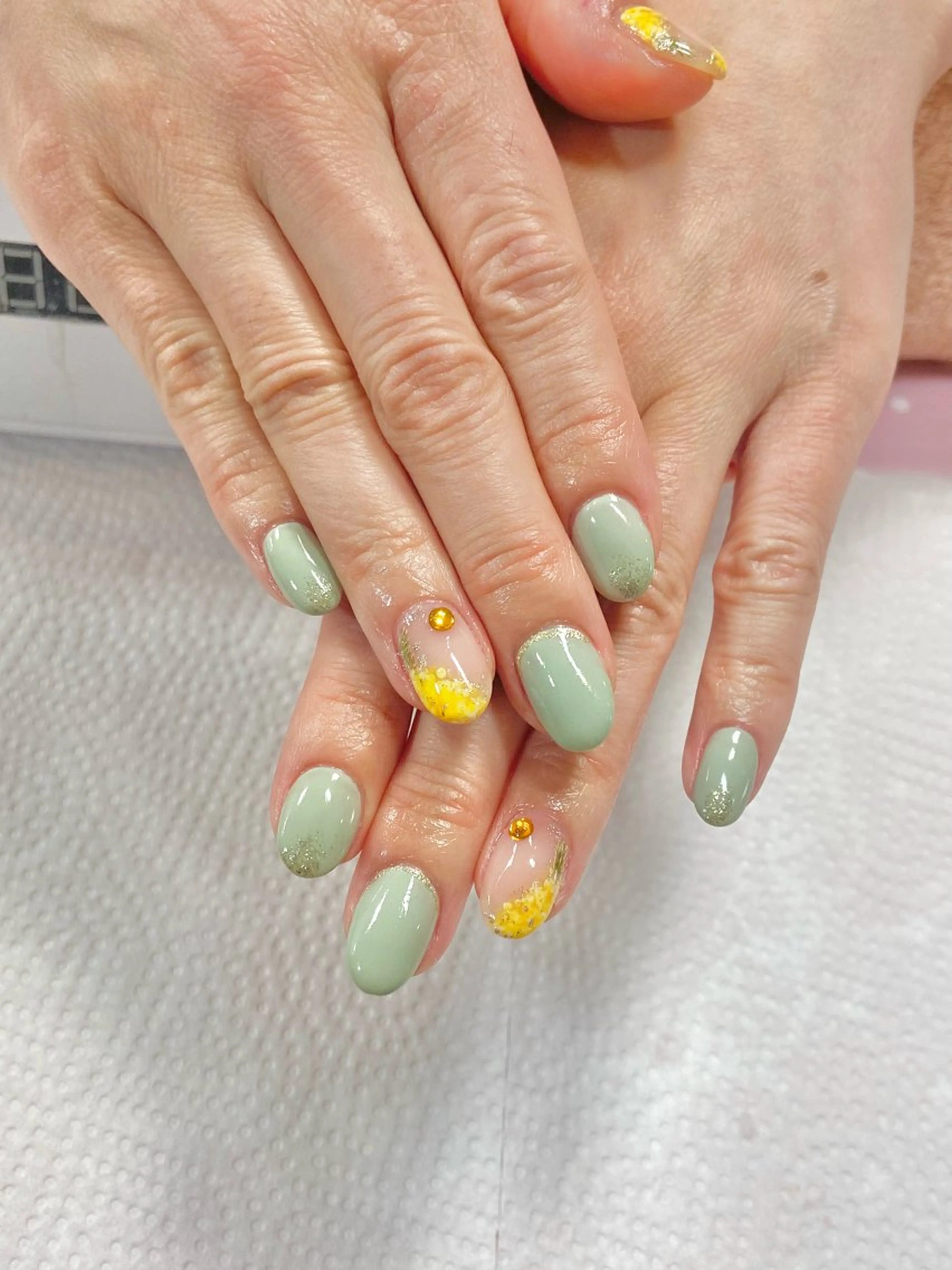 ネイル ハンドネイル 樫原 なおこのネイルデザイン