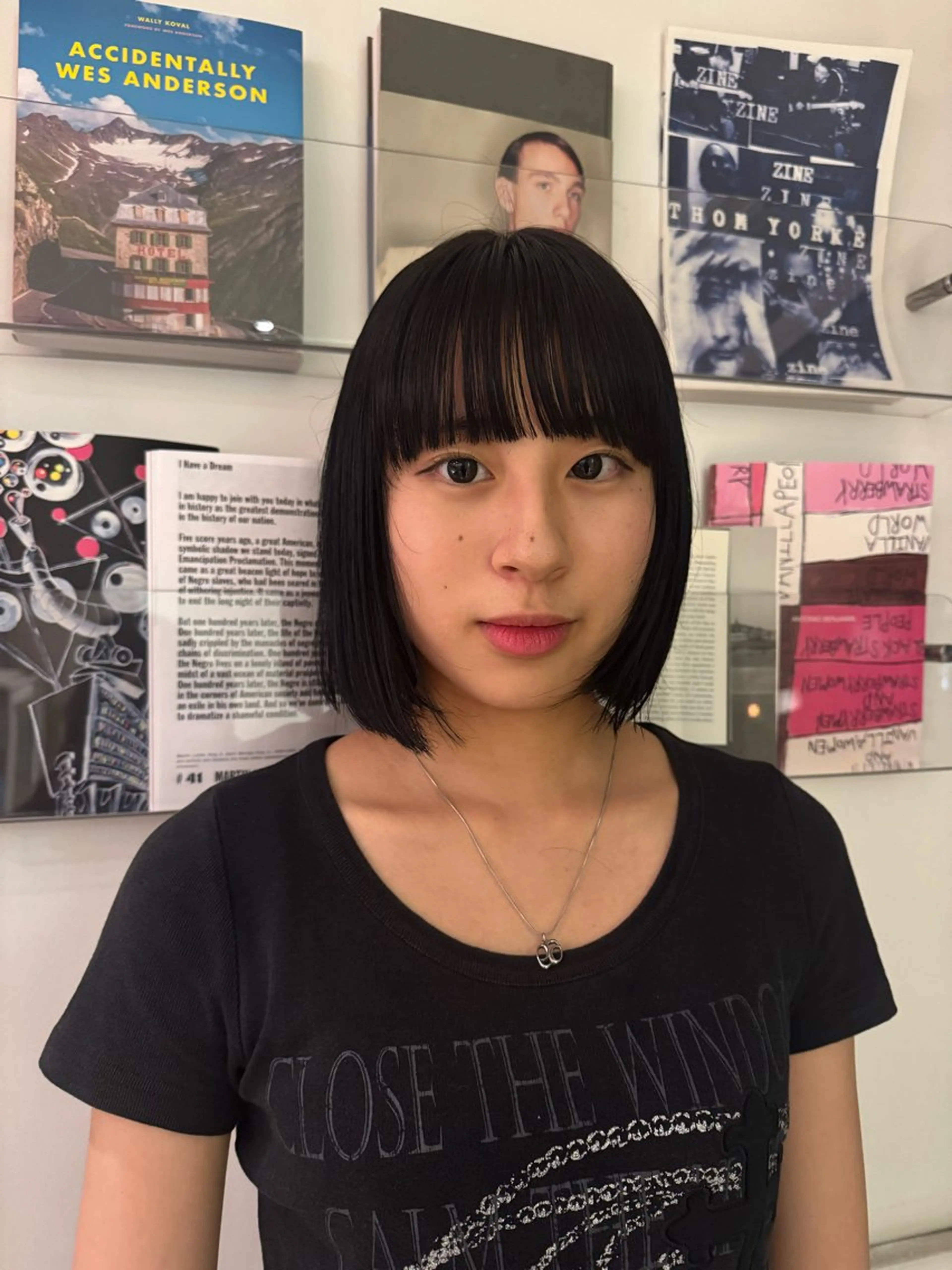 カラー 黒髪 ブリーチ ブルーカラー ブルーブラック ヘアカラー 今泉/kai🐇ボブ 似合わせカットのヘアスタイル