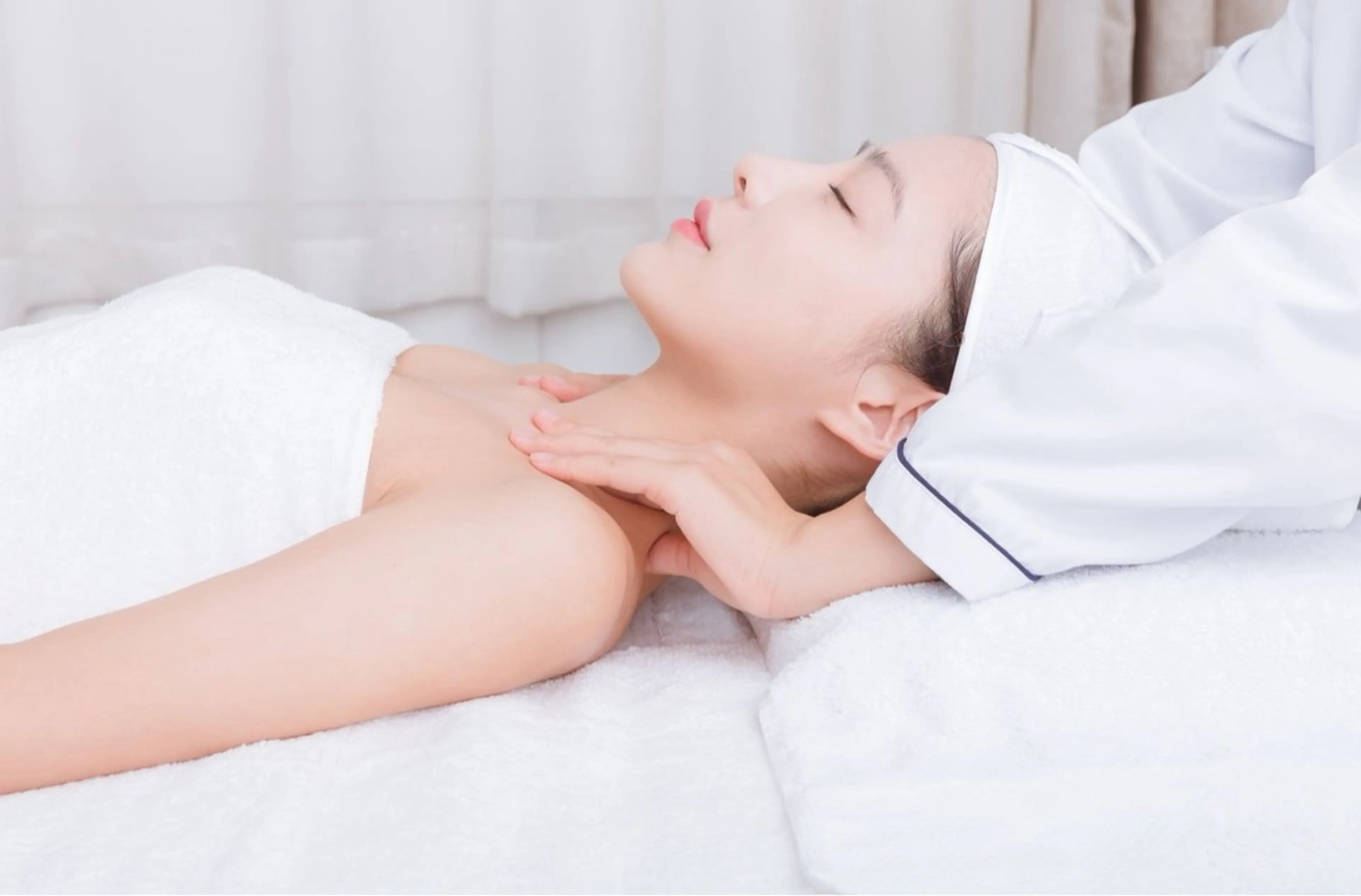 ショート 痩身 アロマ 小顔 本郷三丁目駅前店のエステ・リラクイメージ