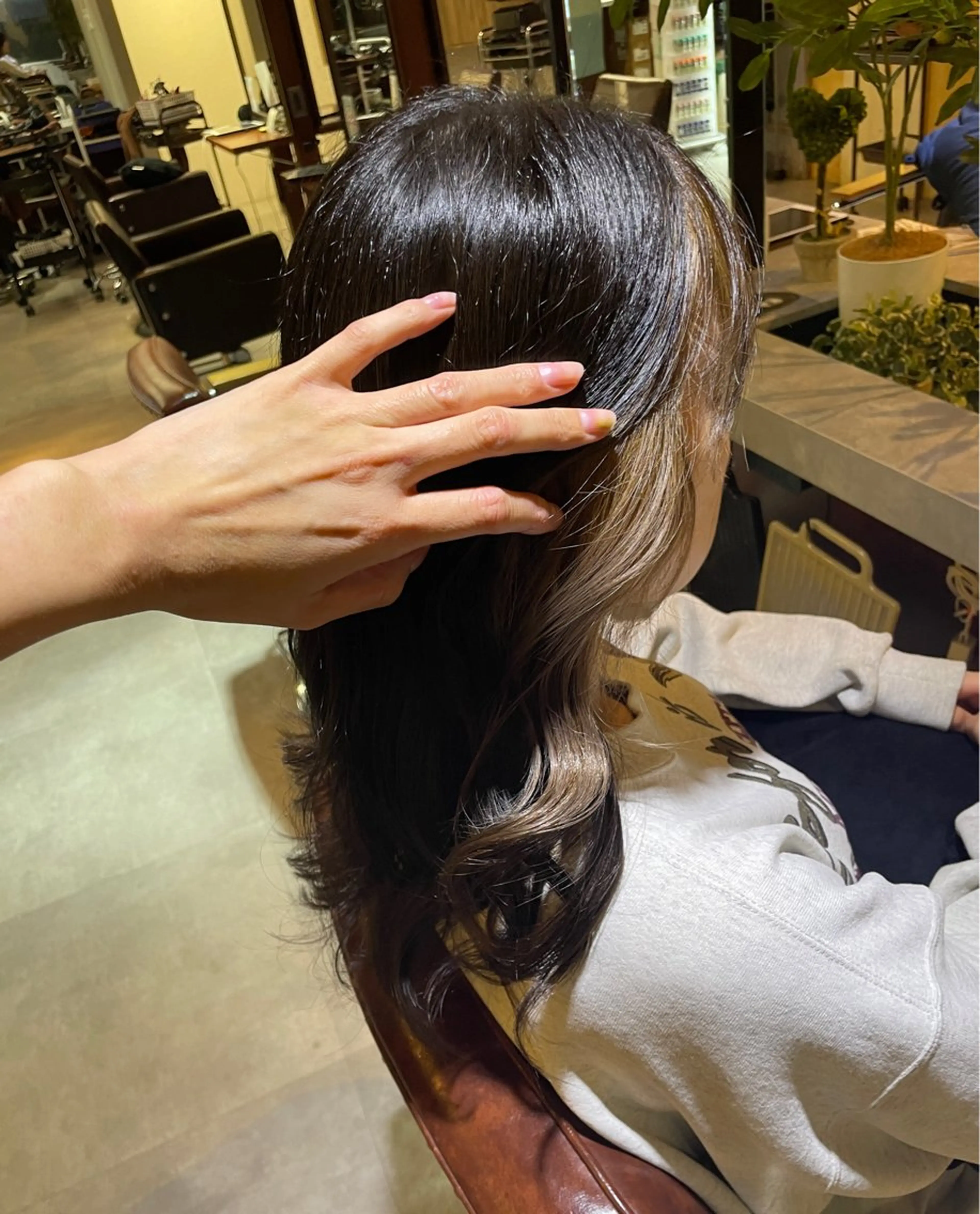 カット+💫イヤリングカラー(ブリーチ込み)➕補修ケアトリートメント💫の写真