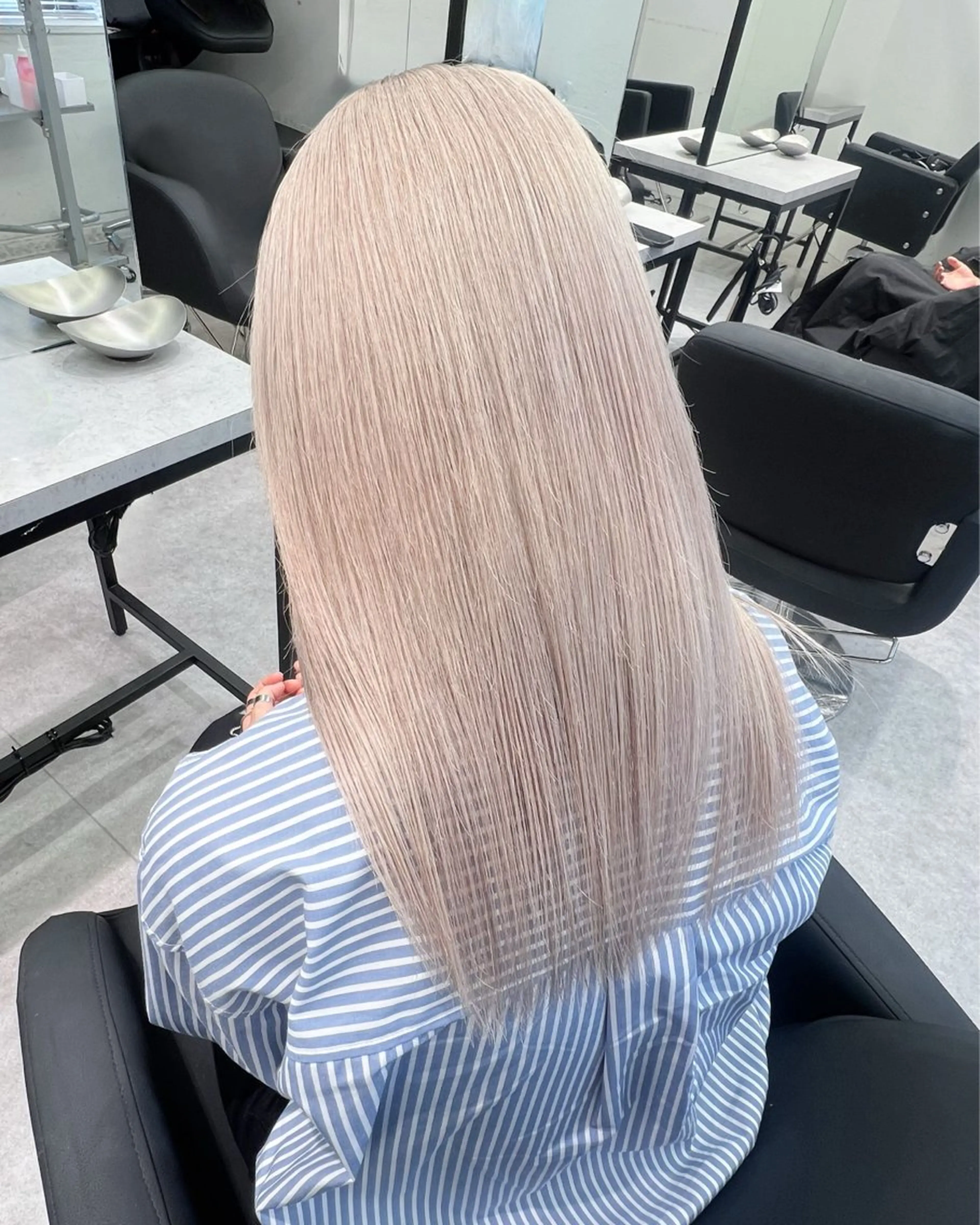 ロング カラー PELE所属・💍透明感 💖艶ミルクティーのヘアスタイル