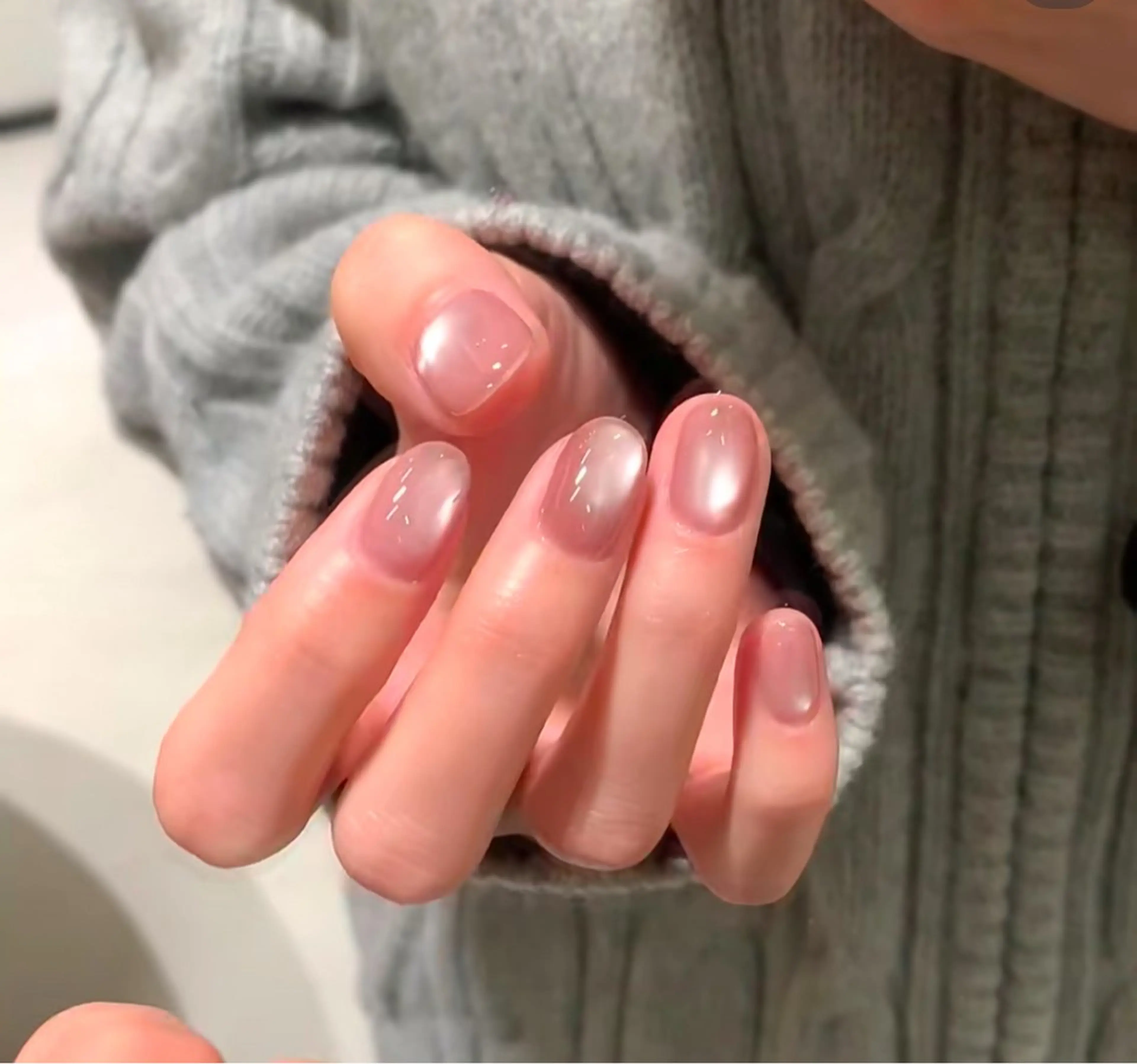 シン アモンのネイルデザイン