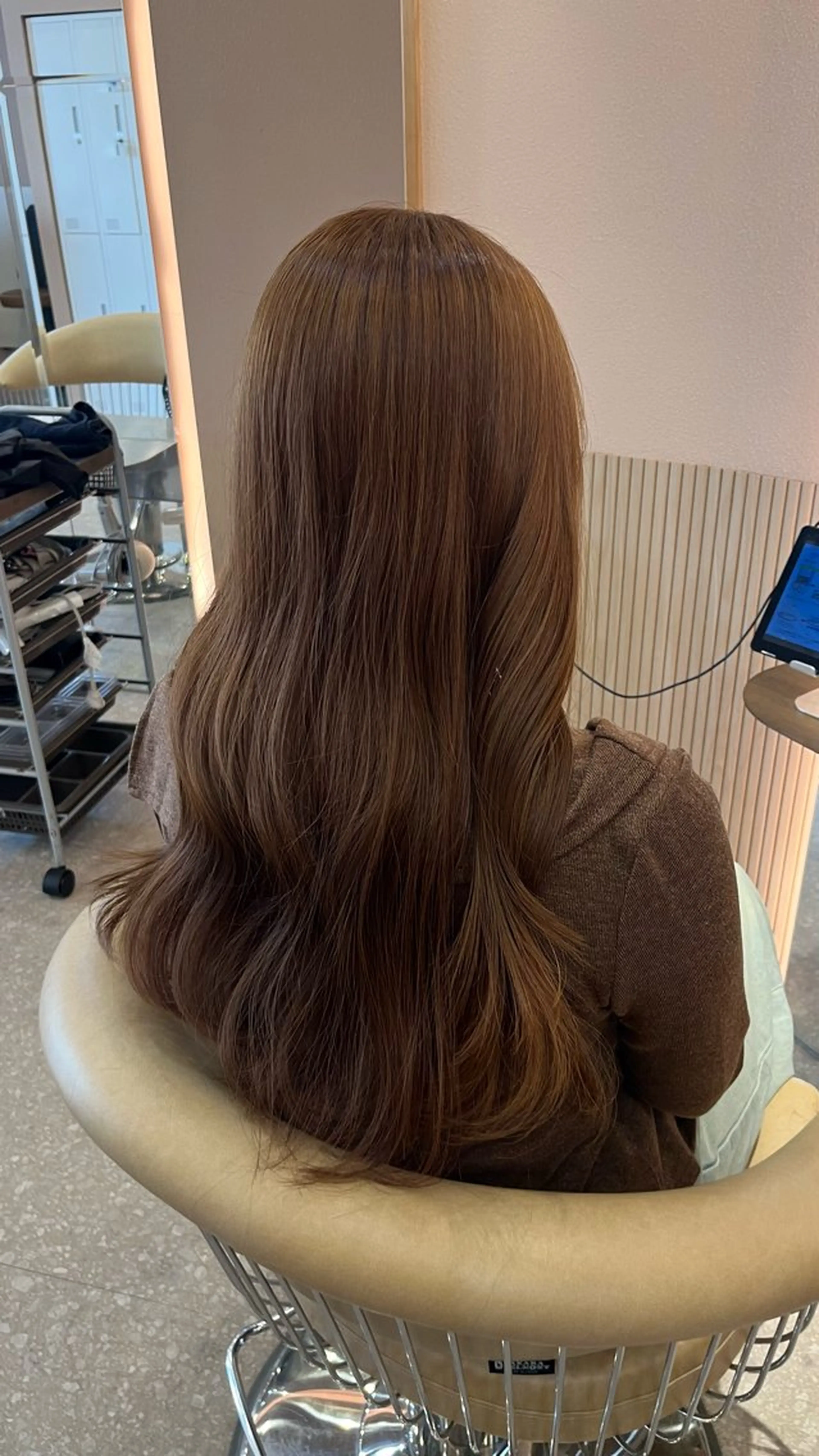 ロング カラー ヘアカラー トリートメント 💚 AKI 💚のヘアスタイル