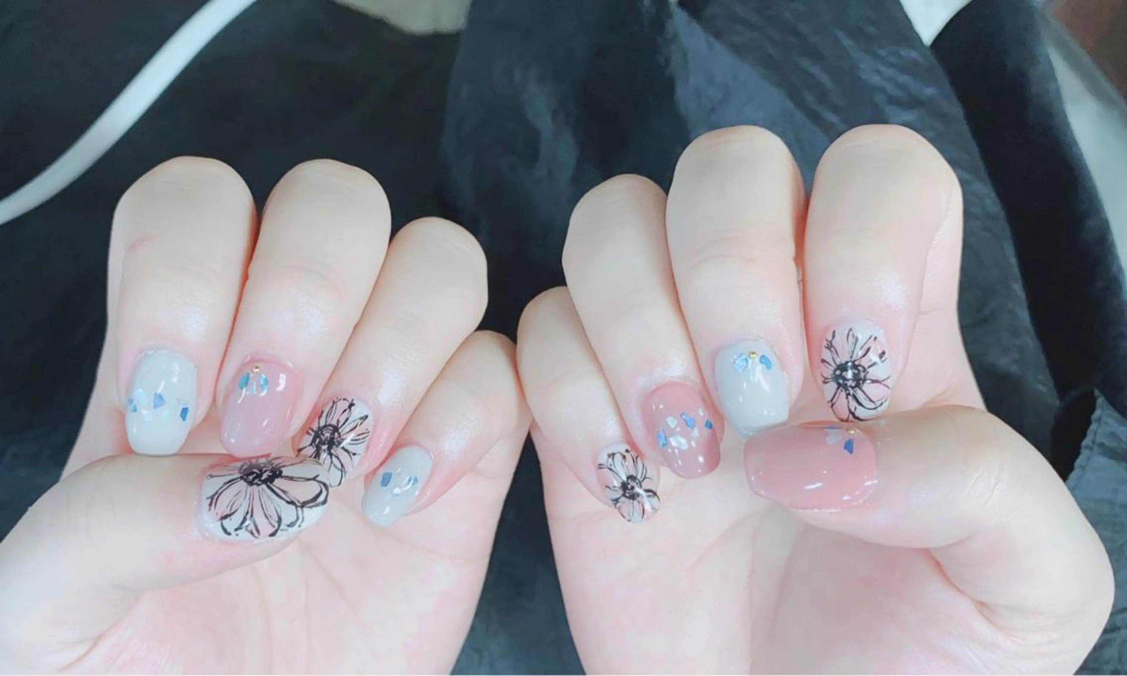 ネイル フラワーネイル VIST☆ ｍａｍｉのネイルデザイン