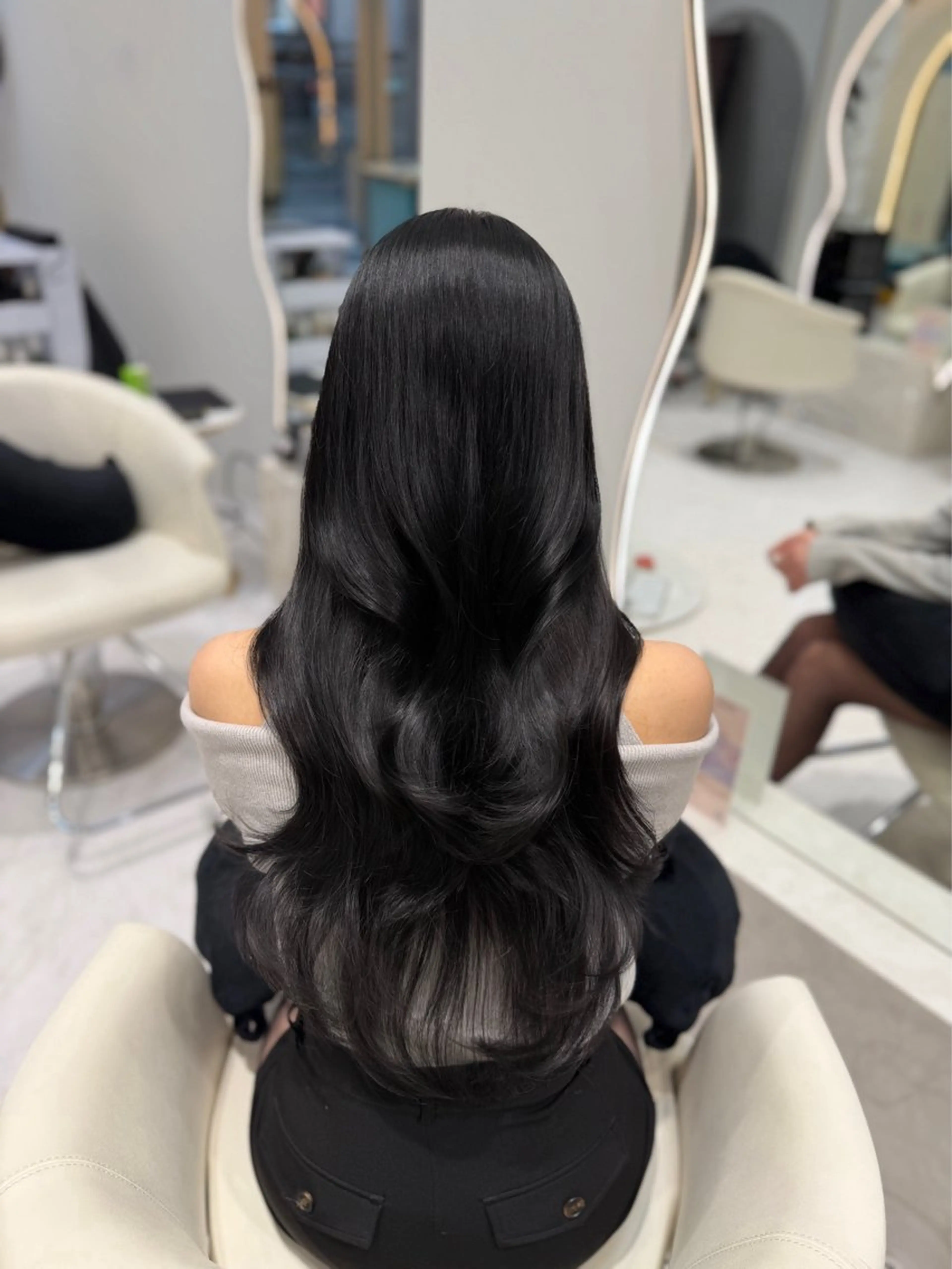 ロング カラー 黒髪 カット ヘアカラー トリートメント 𝑹𝒊𝒉𝒐🎀 名駅/大人韓国ヘアのヘアスタイル