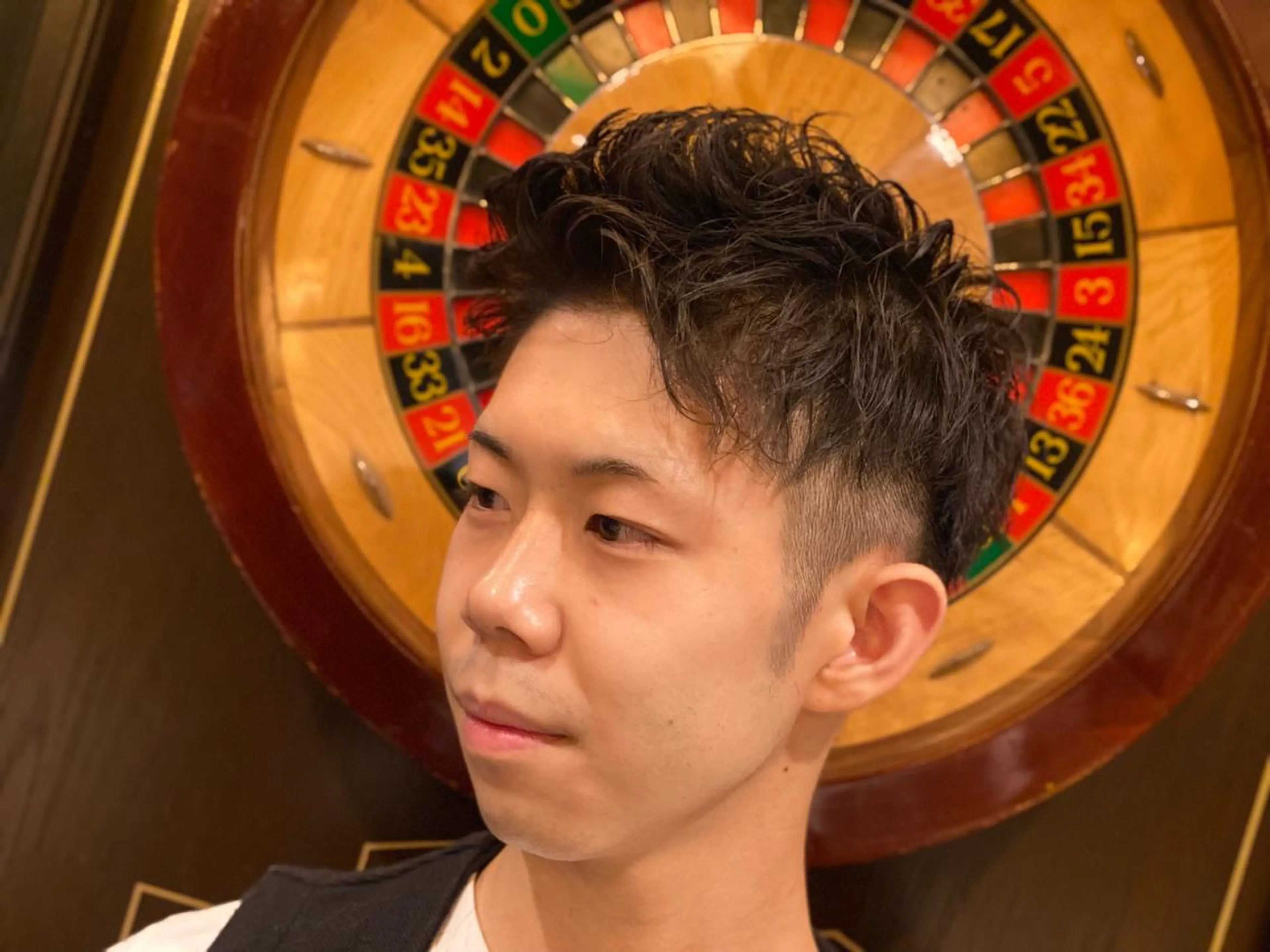 ショート パーマ メンズ 浅見 天翔のヘアスタイル