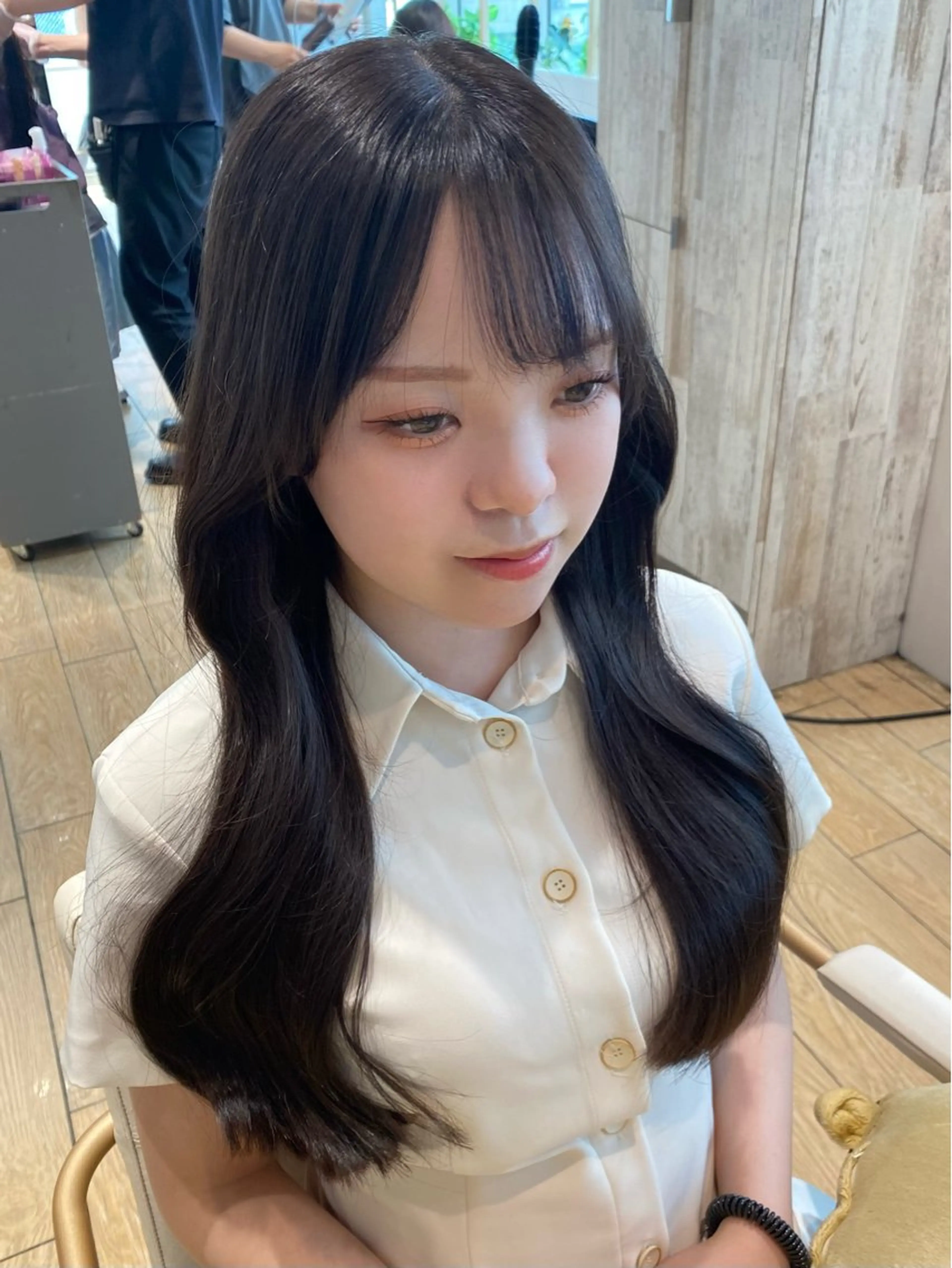 セミロング カラー ヘアアレンジ グレージュ ラベンダーカラー ラベンダーグレージュ ラベンダーグレー レイヤーカット カット RIHO/愛されモテ /透明感カラーのヘアスタイル