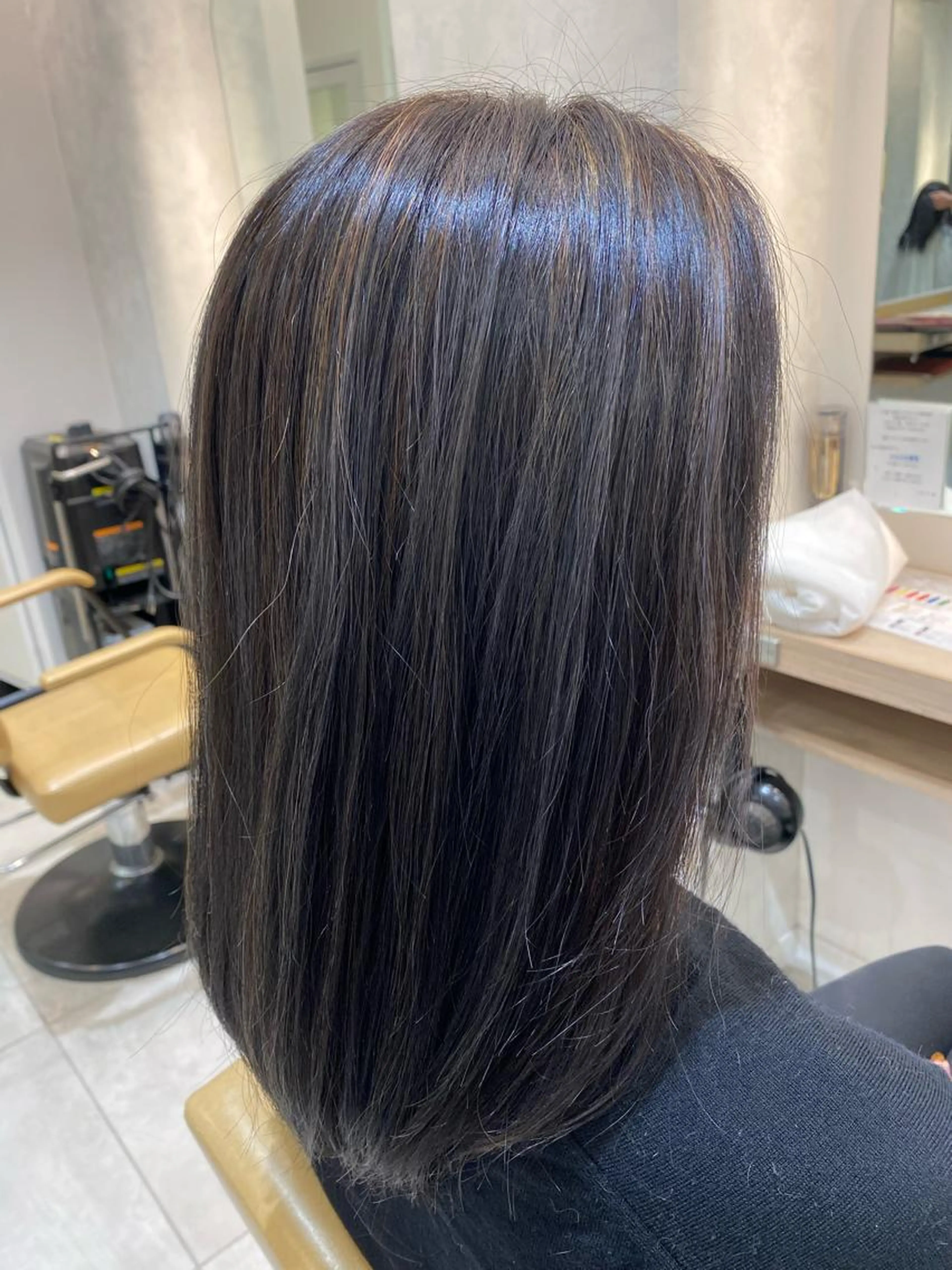 💫白髪ぼかしハイライト💫➕カット➕保湿トリートメントの写真