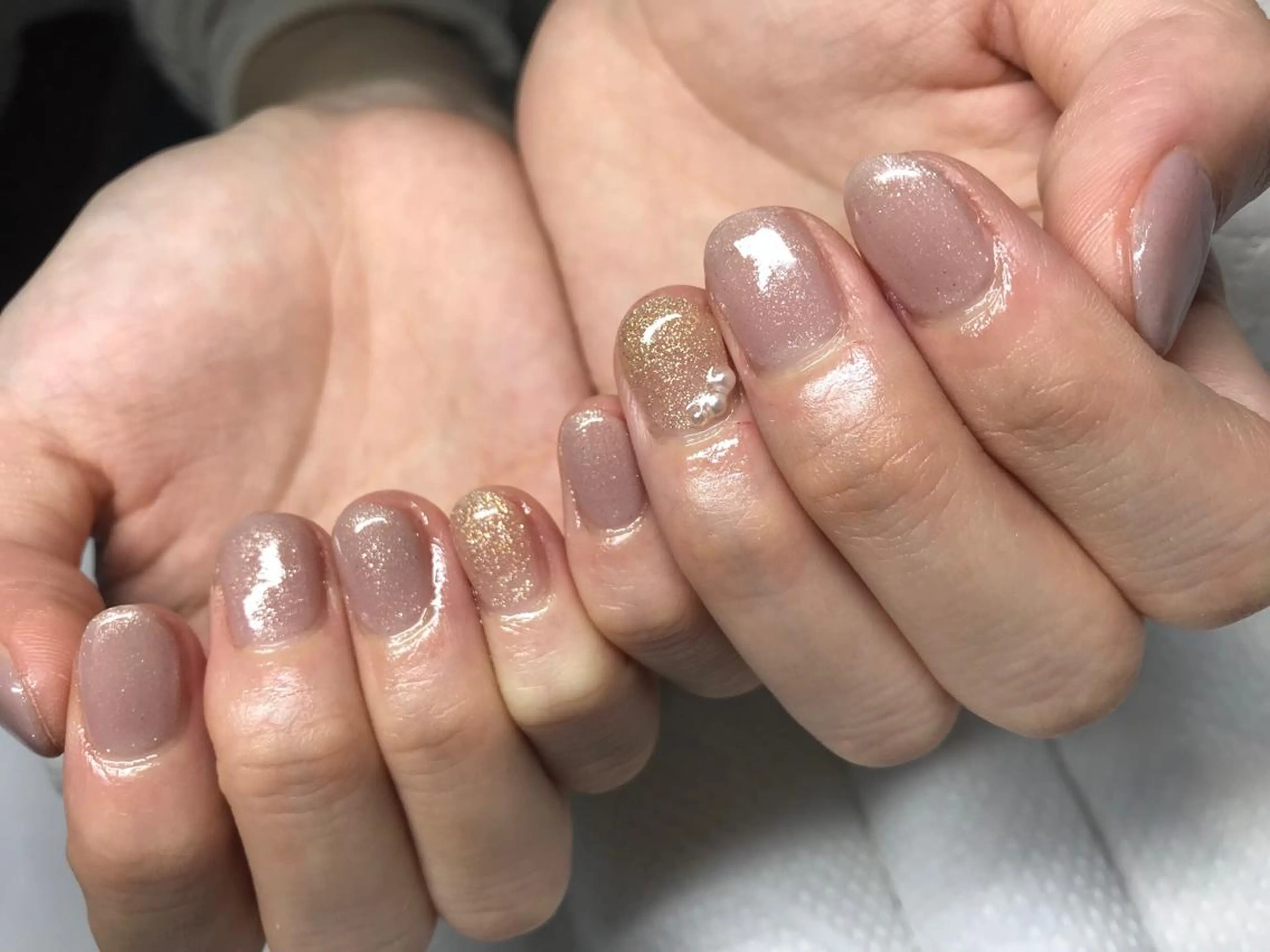 ネイル ワンカラーネイル ガール ネイルサロンのネイルデザイン