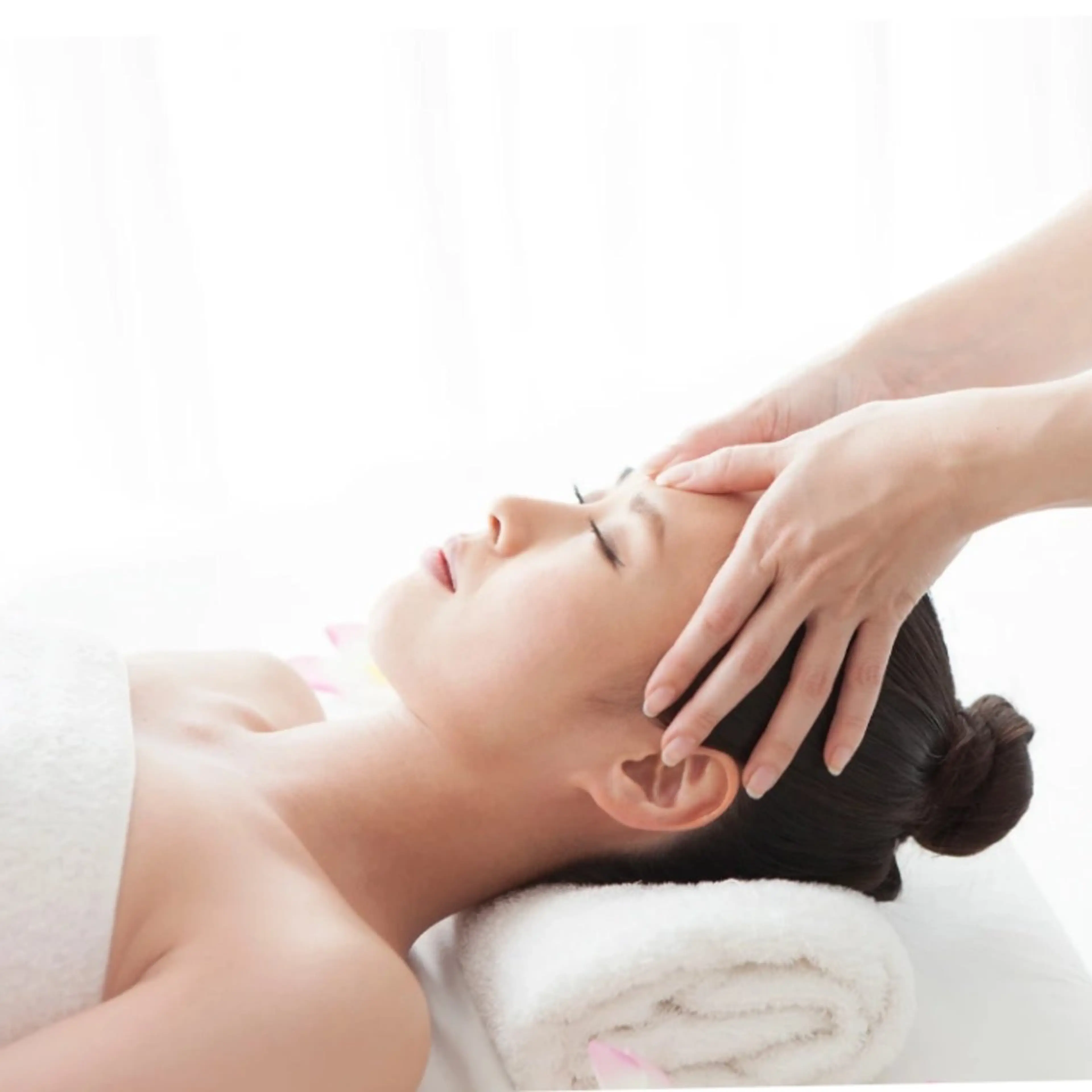 【頭蓋骨･首のケア付き】 小顔バランス調整の写真