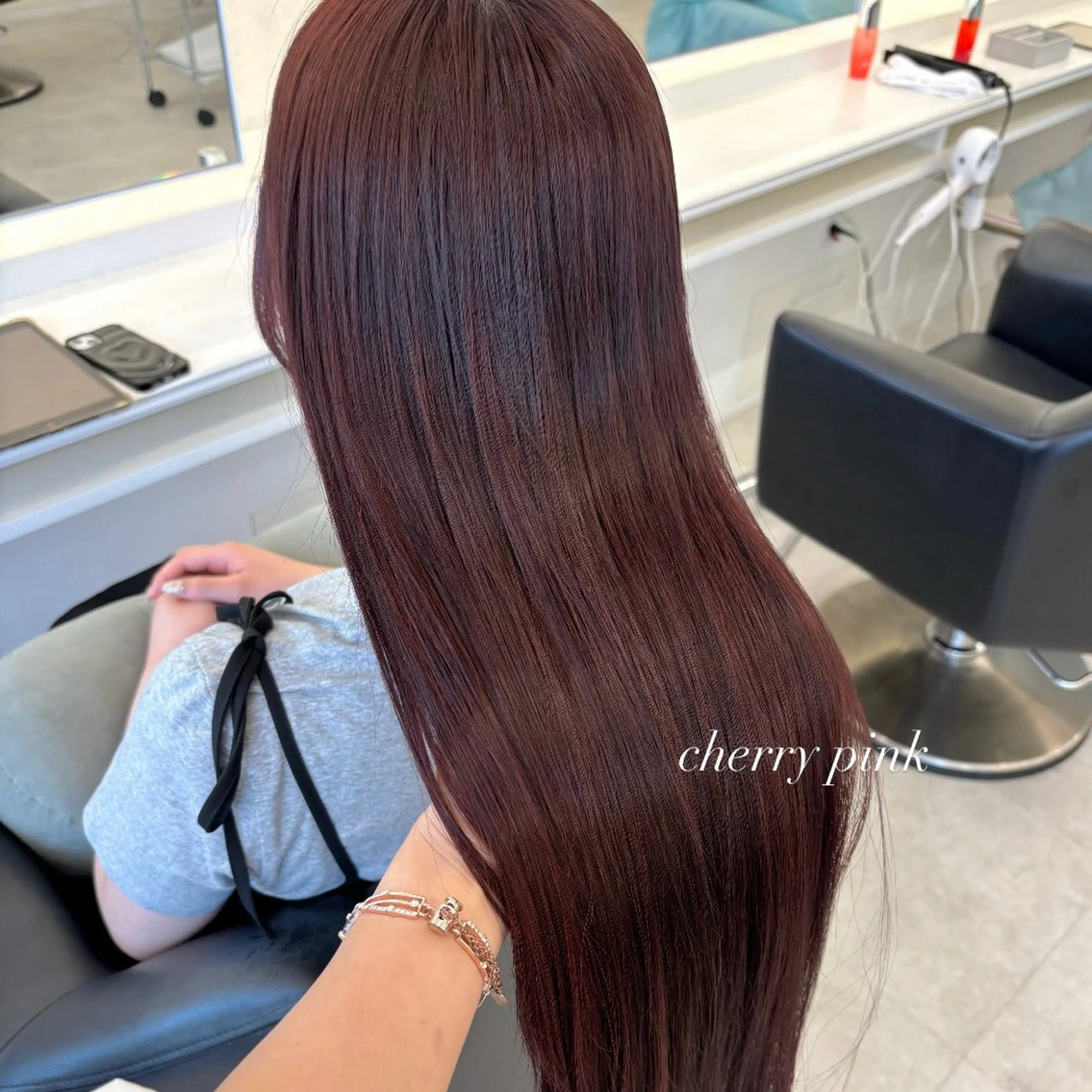 ロング カット ヘアカラー Parve Mix / 根本 梨湖🫧のヘアスタイル