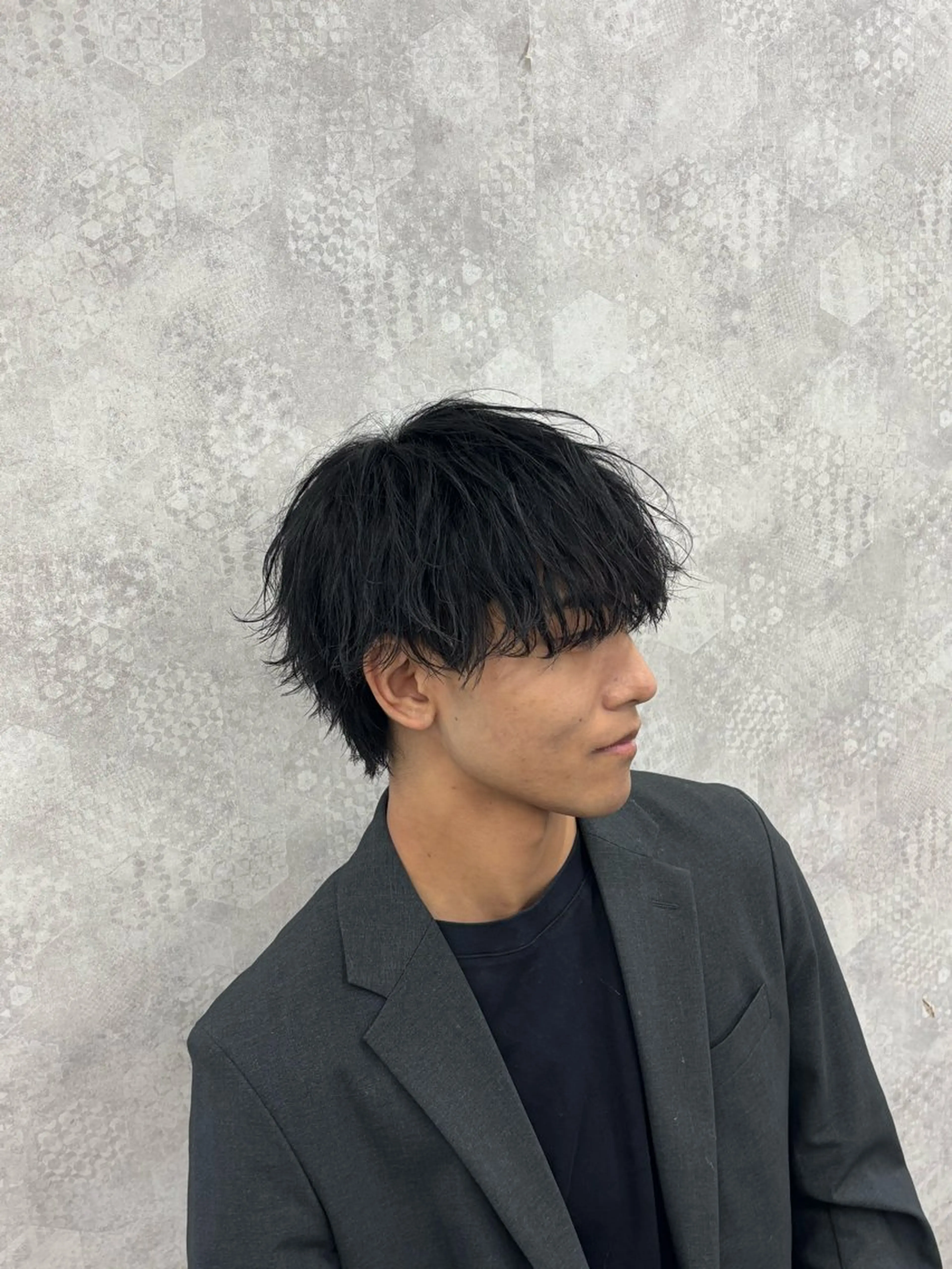 パーマ メンズハイトーン 北斗💍レイヤーのヘアスタイル