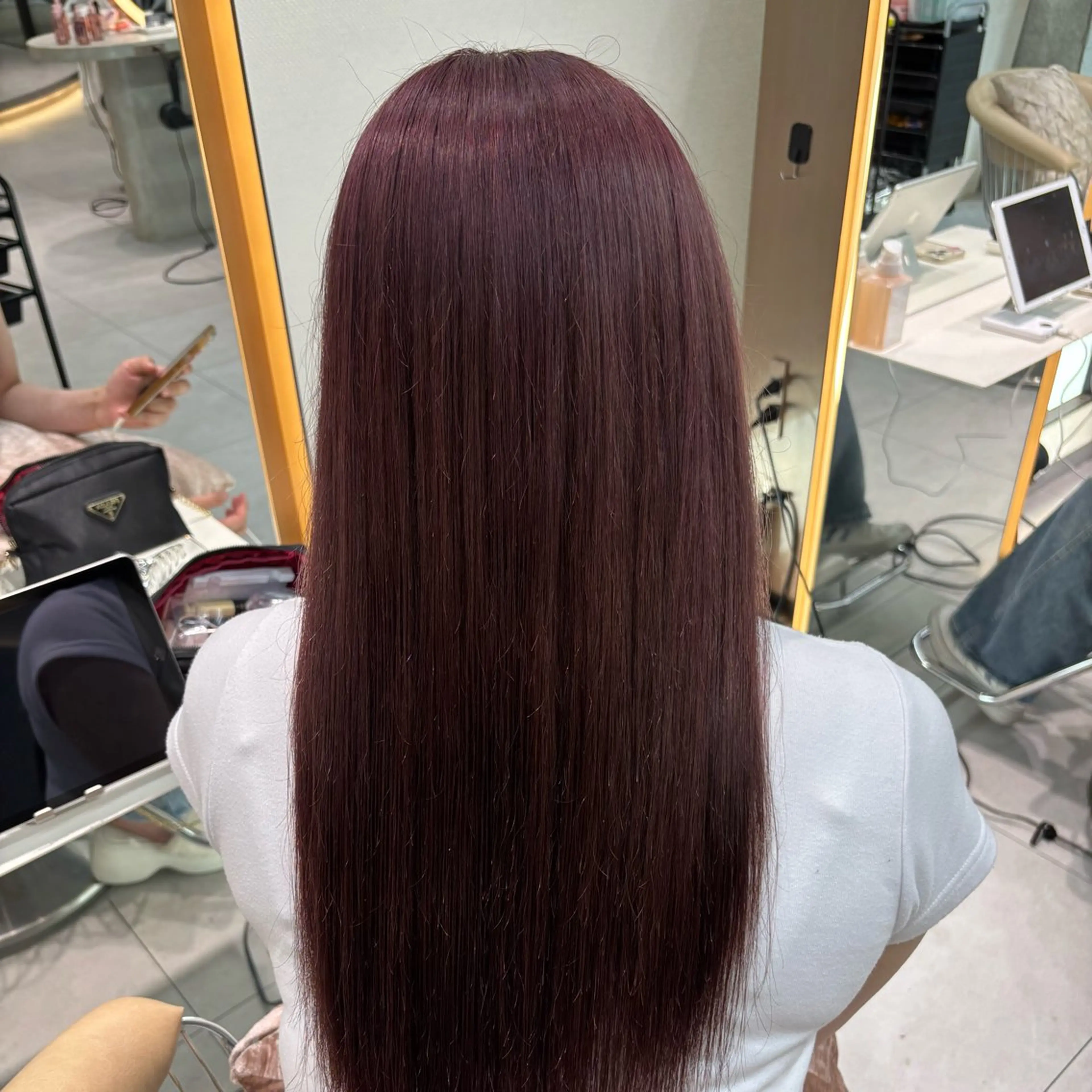 カラー ブリーチ ラベンダーカラー ラベンダーピンク ピンクカラー あいり／艶髪 、透明感カラー🩶のヘアスタイル