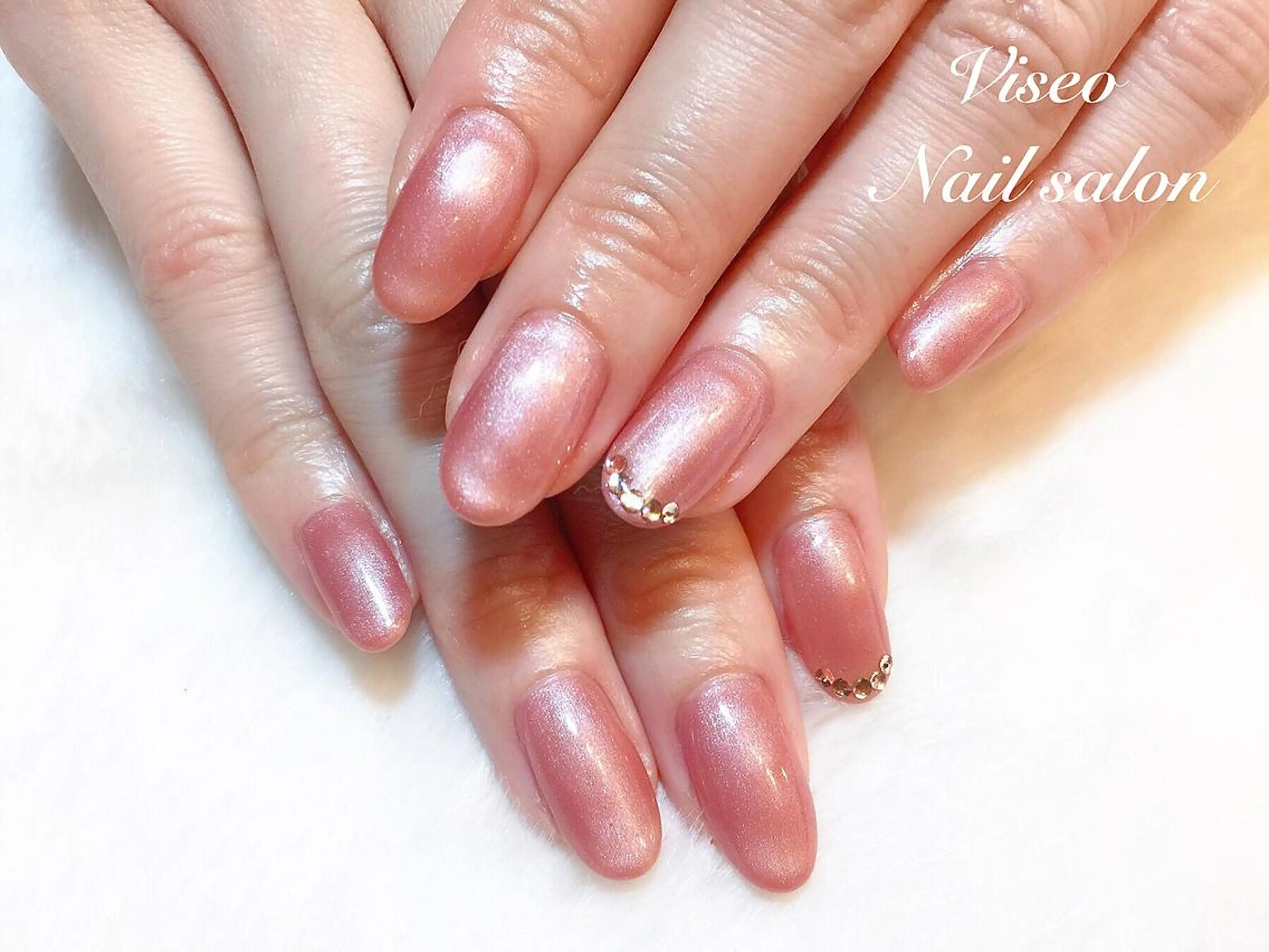 ネイル Viseo《6週間 長持ちパラジェル》のネイルデザイン