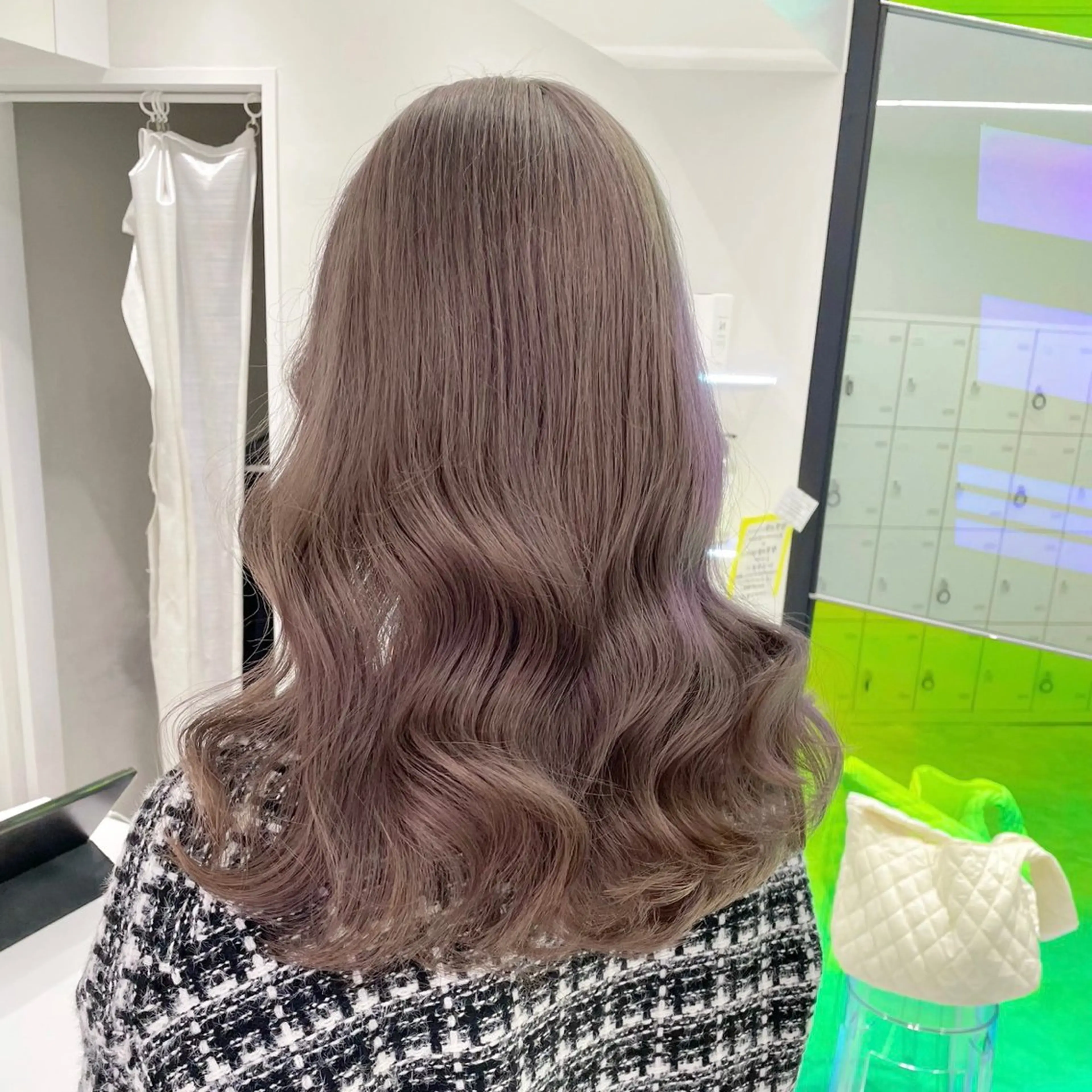 ミディアム ブラウンベージュ🤎 ブリーチなし🤎のヘアスタイル