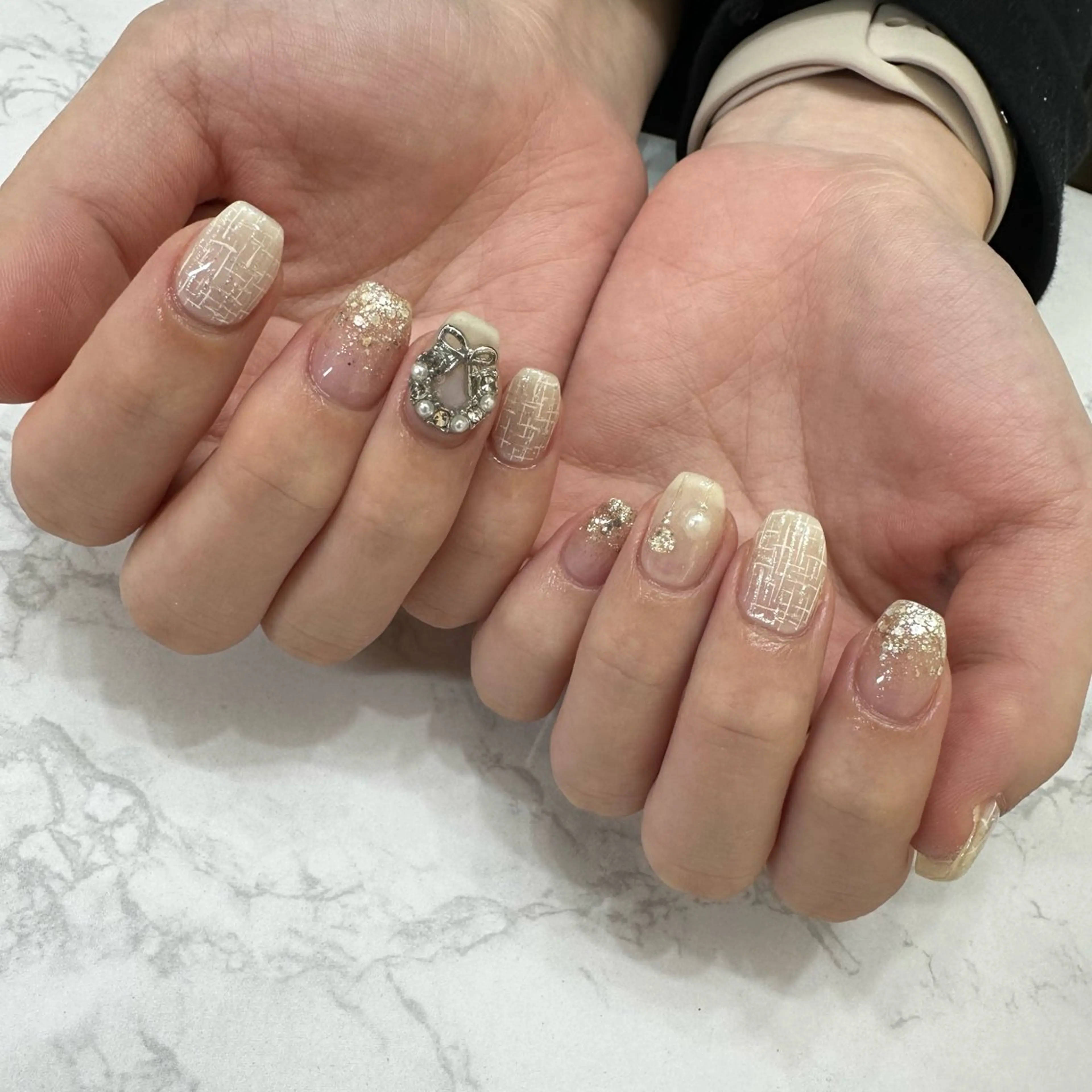 ネイル Elegancia. Hiromiのネイルデザイン