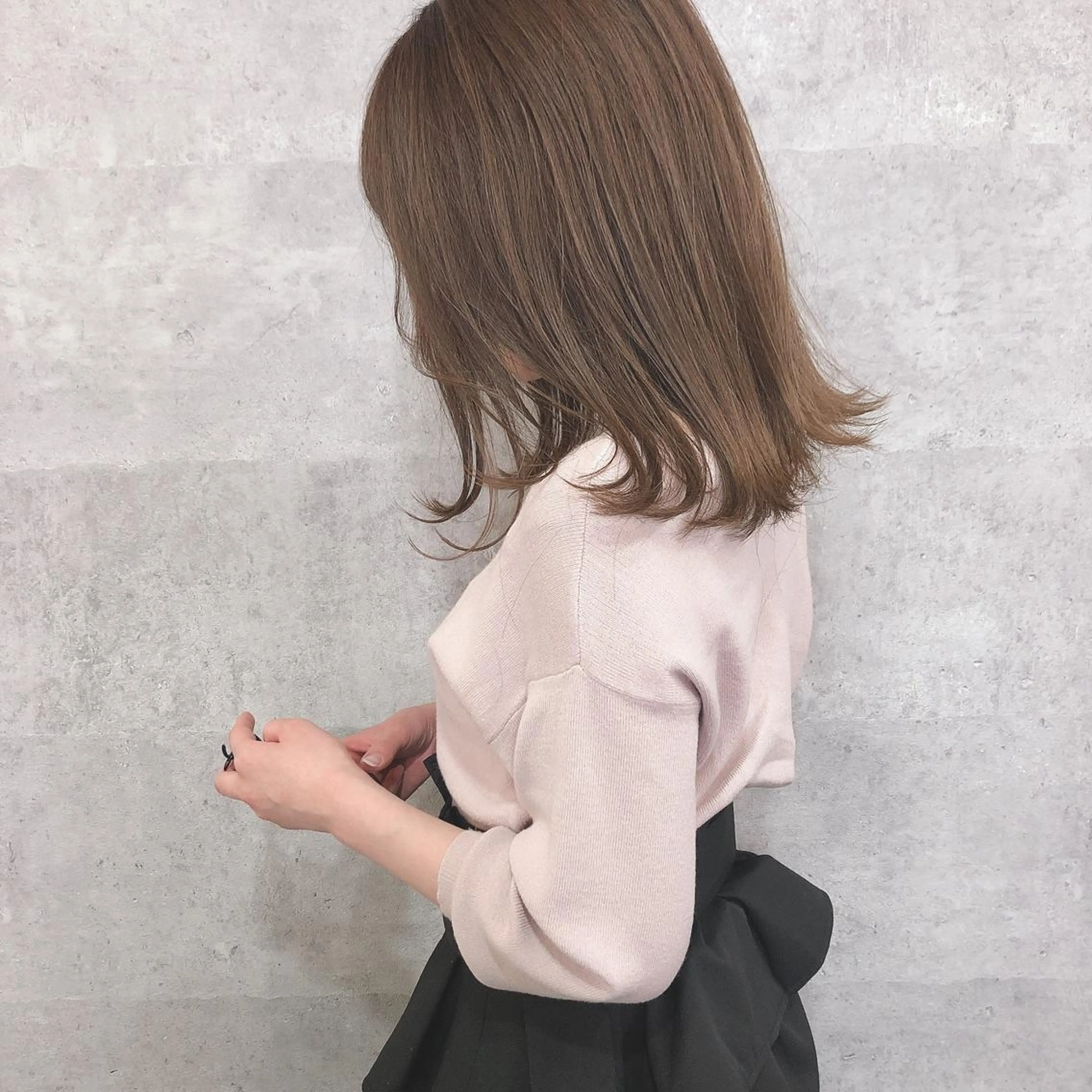 セミロング カラー 髪質改善 中川 翔のヘアスタイル