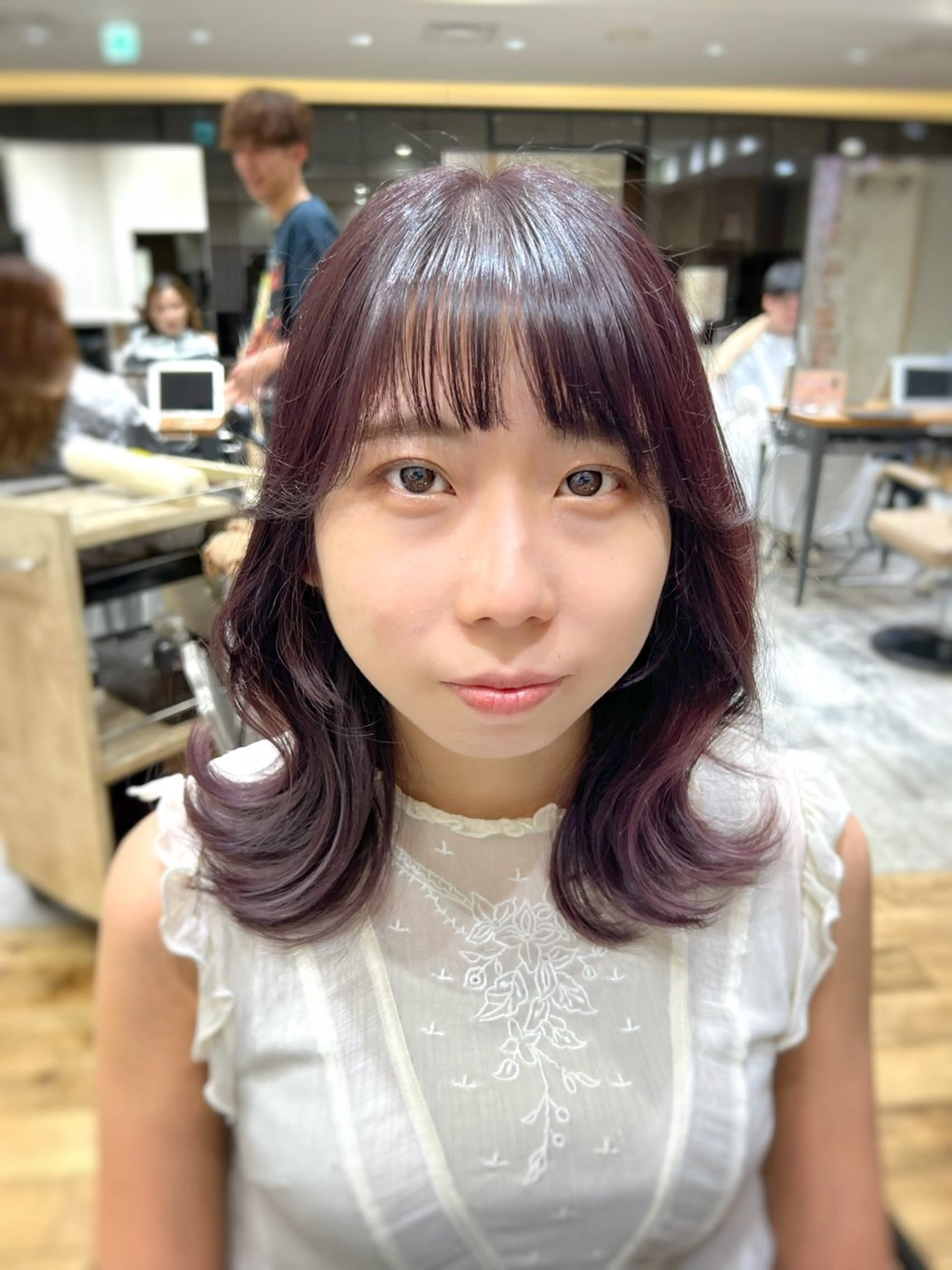 ミディアム カラー パーマ 💍新宿ショート 💍岩田莉奈のヘアスタイル