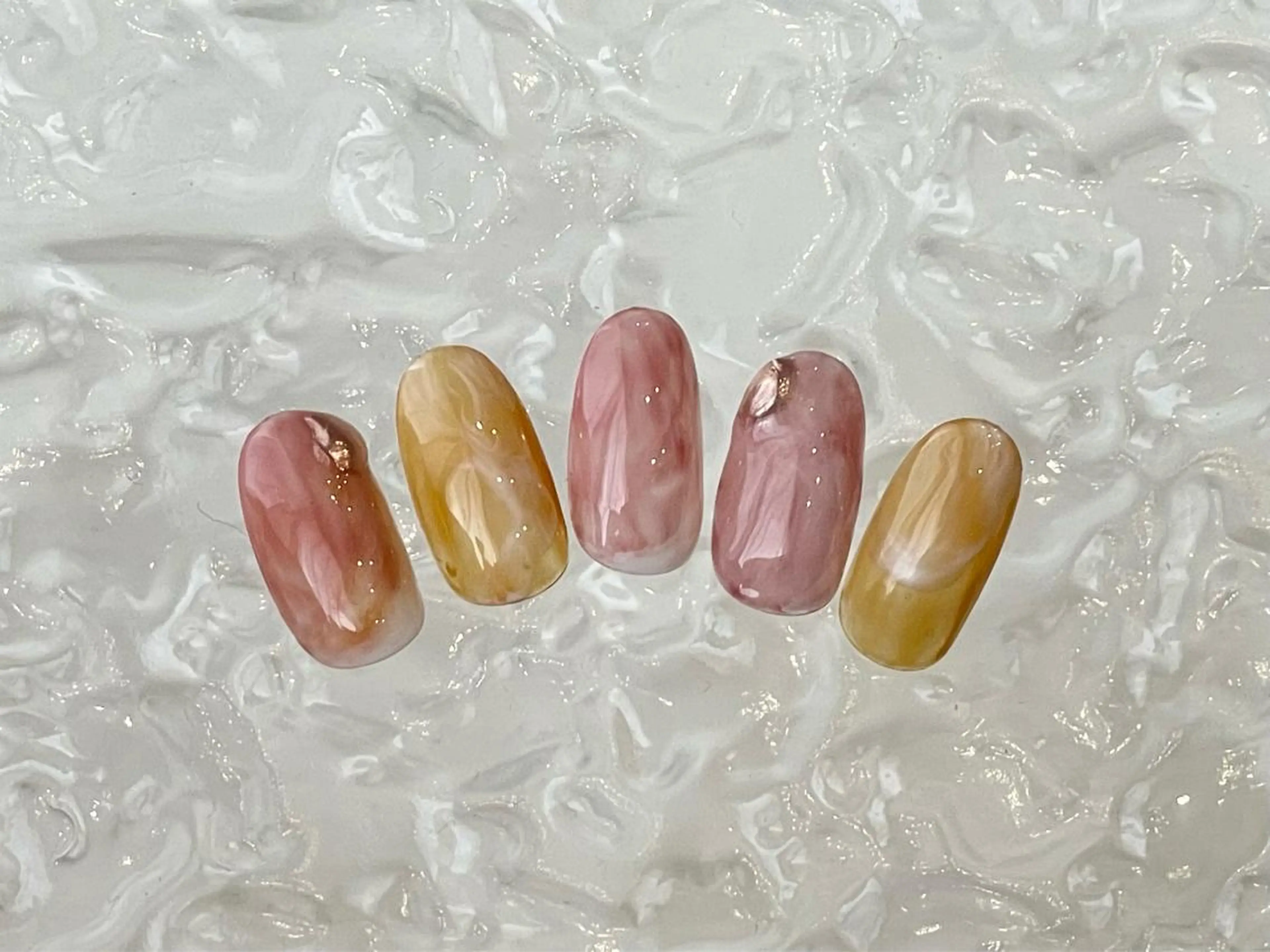 ネイル アートネイル ジェルネイル 大理石ネイル(マーブル) ニュアンスネイル オフィスネイル ハンドネイル kinjo yuaのネイルデザイン