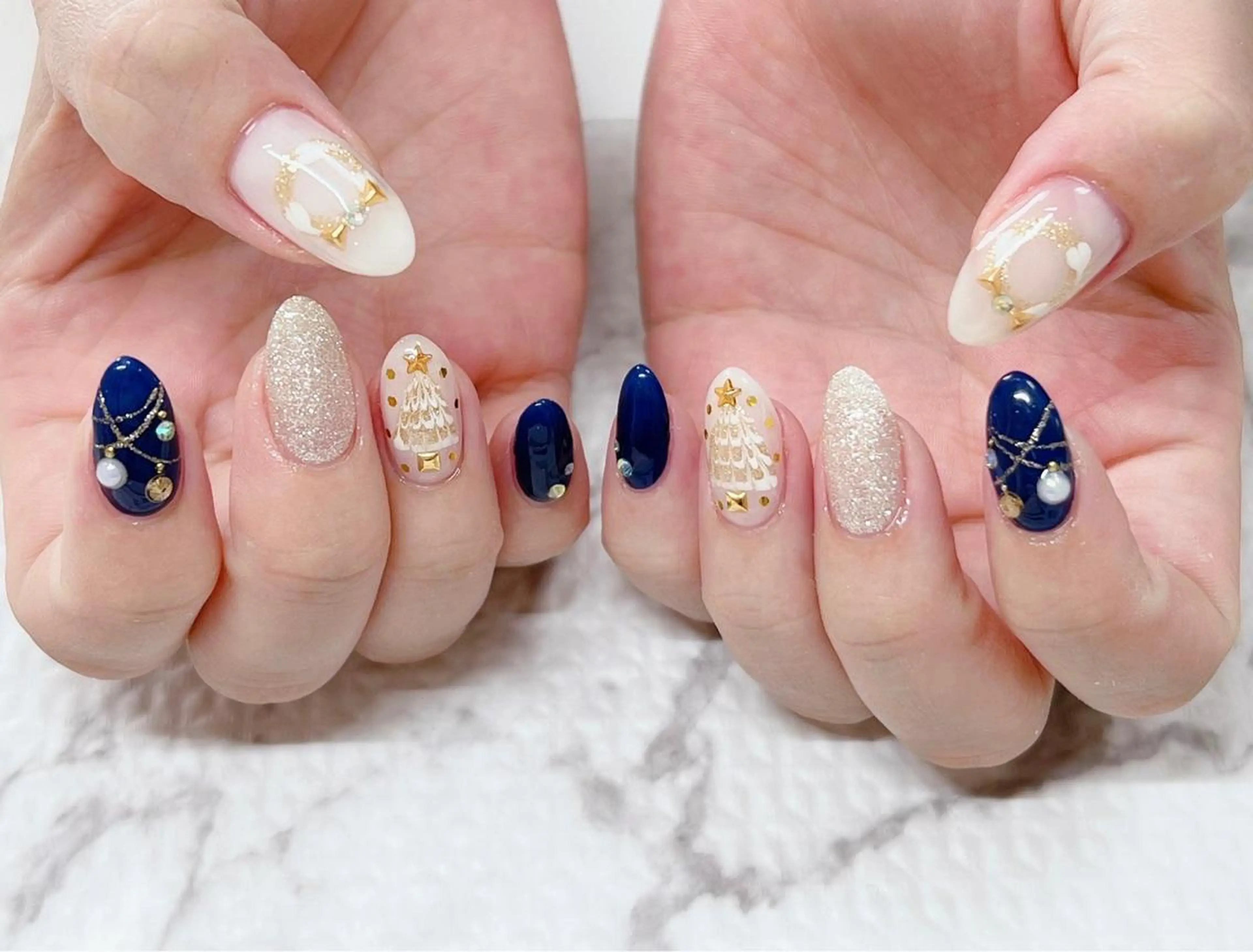 ネイル Lily Roseスタッフ一同のマツエク・マツパデザイン