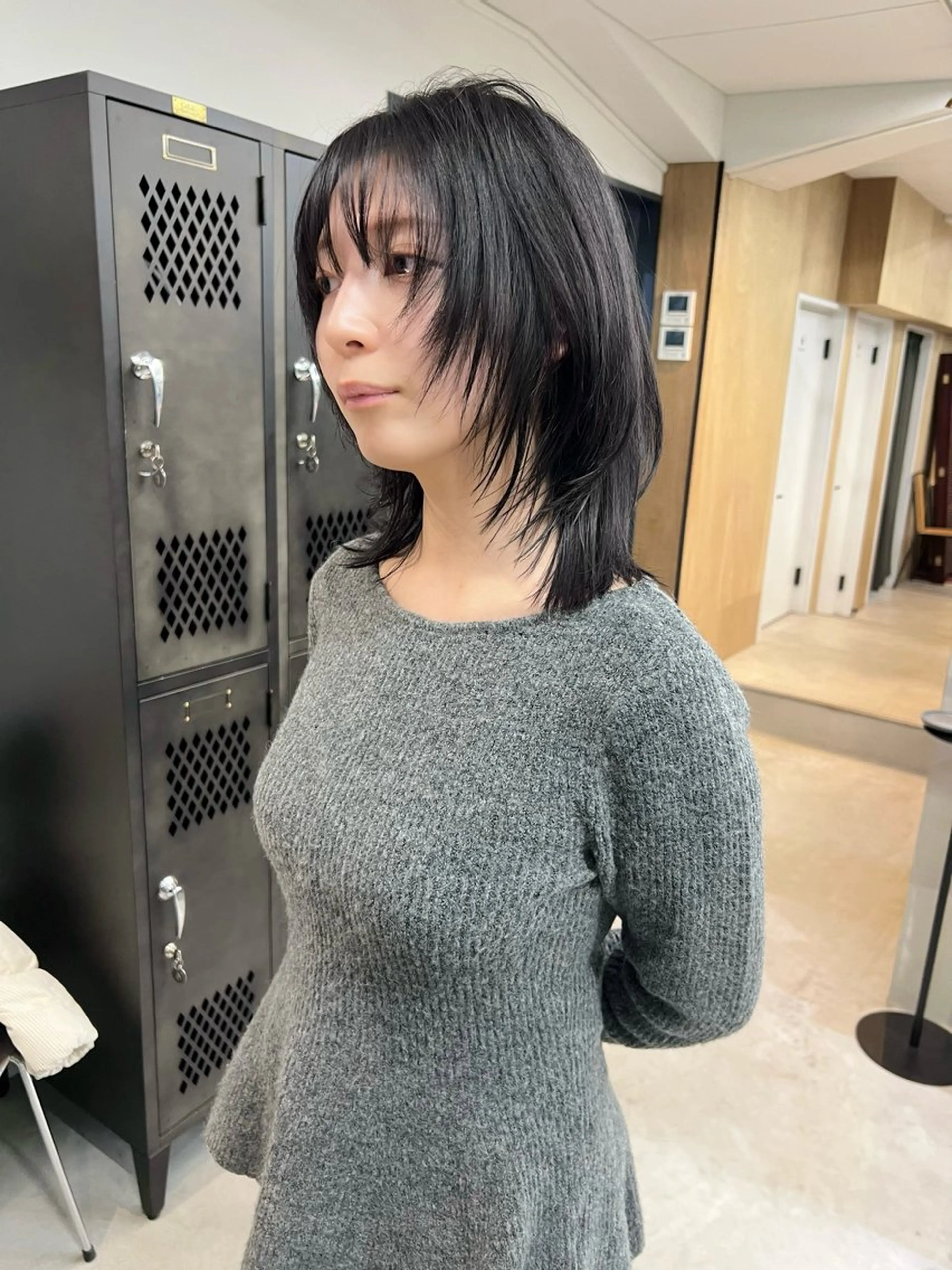 ミディアム カラー ブラウンカラー ダークブラウン ハッシュカット カット ヘアカラー トリートメント 樫原裕二/レイヤー カット/透明感カラーのヘアスタイル