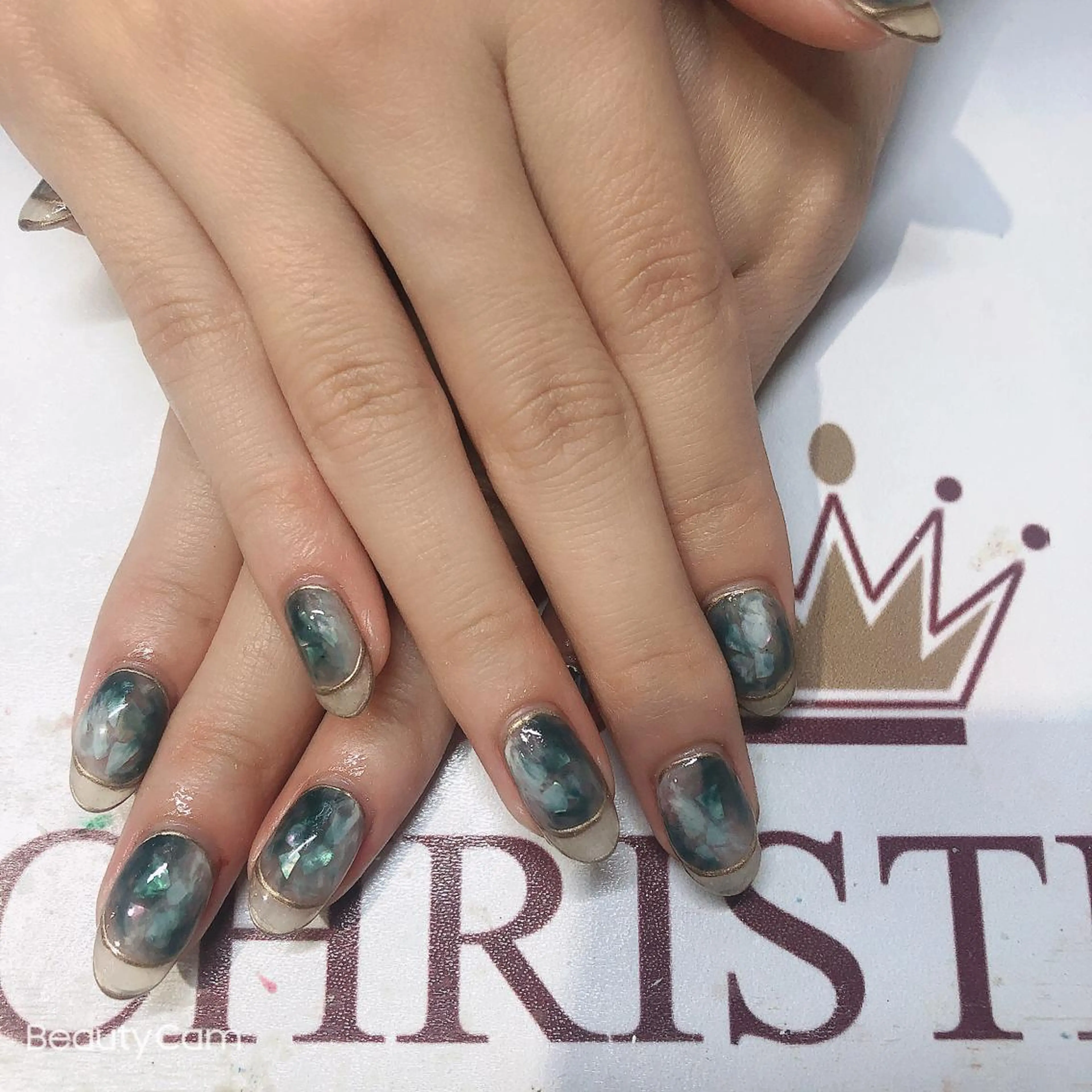 ネイル ガレンドウ 白澤 愛子のネイルデザイン