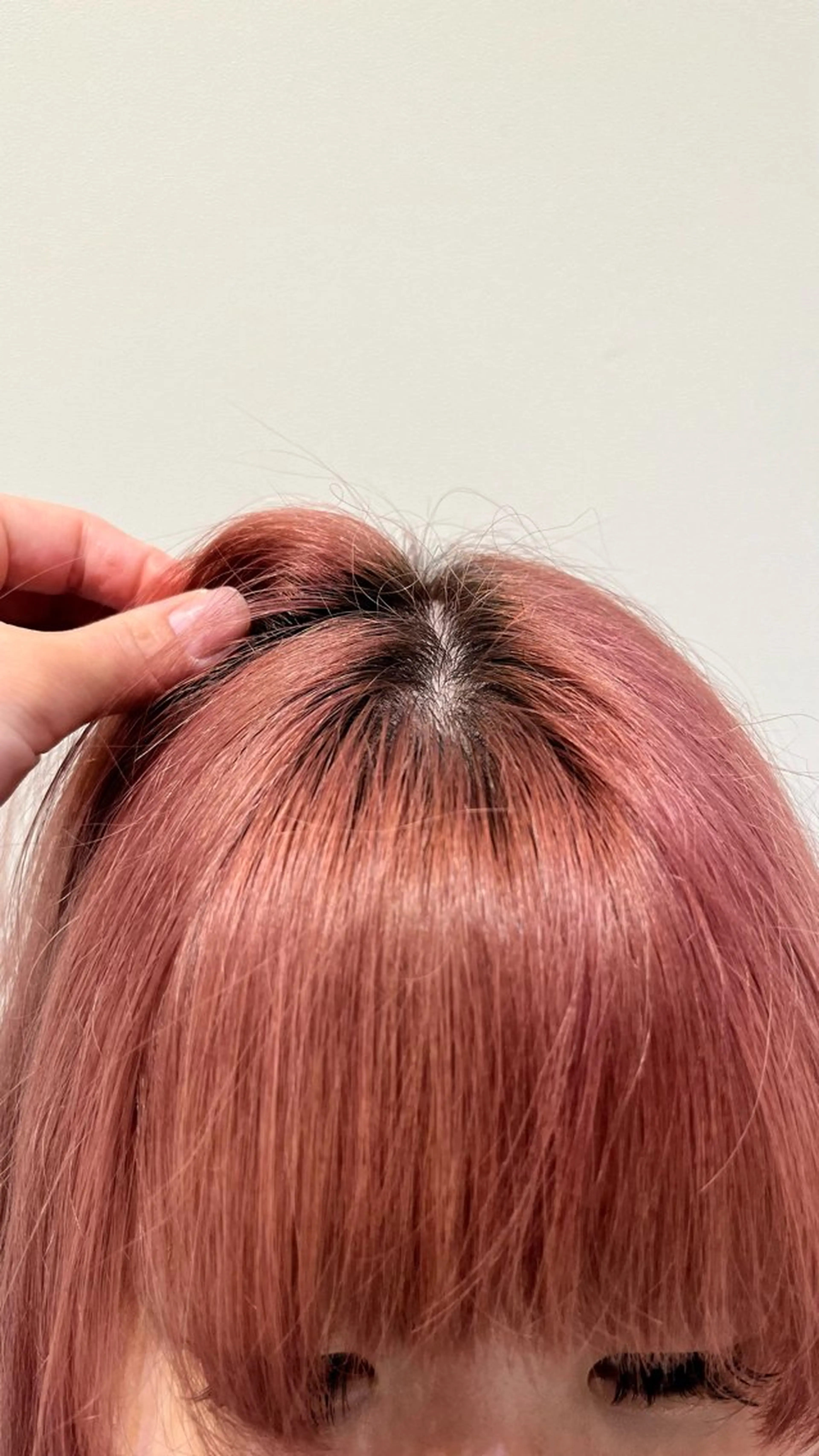 ミディアム 佐藤　ひなの ／艶髪のヘアスタイル