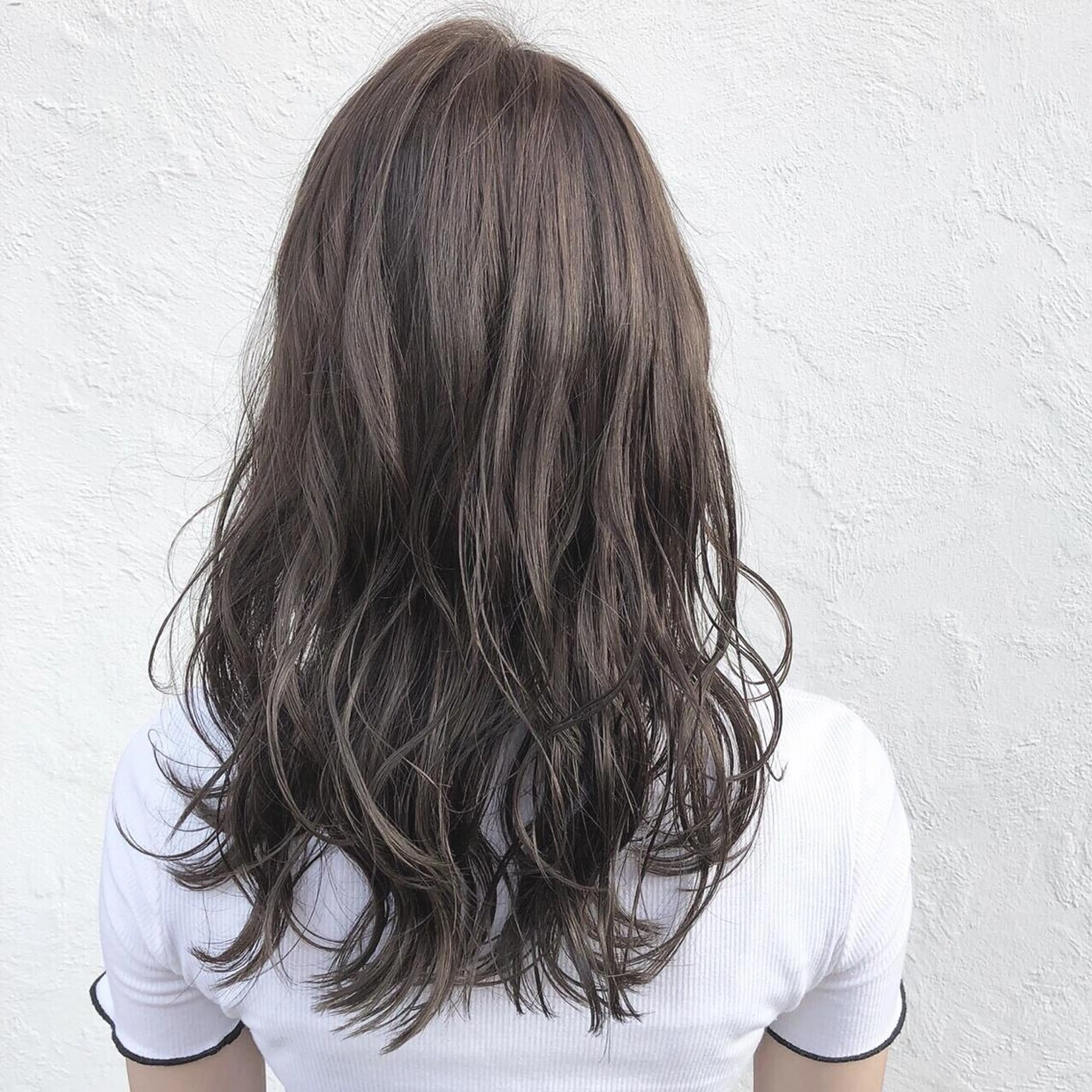 ロング 大人女性に寄り添う 髪質改善サロンのヘアスタイル