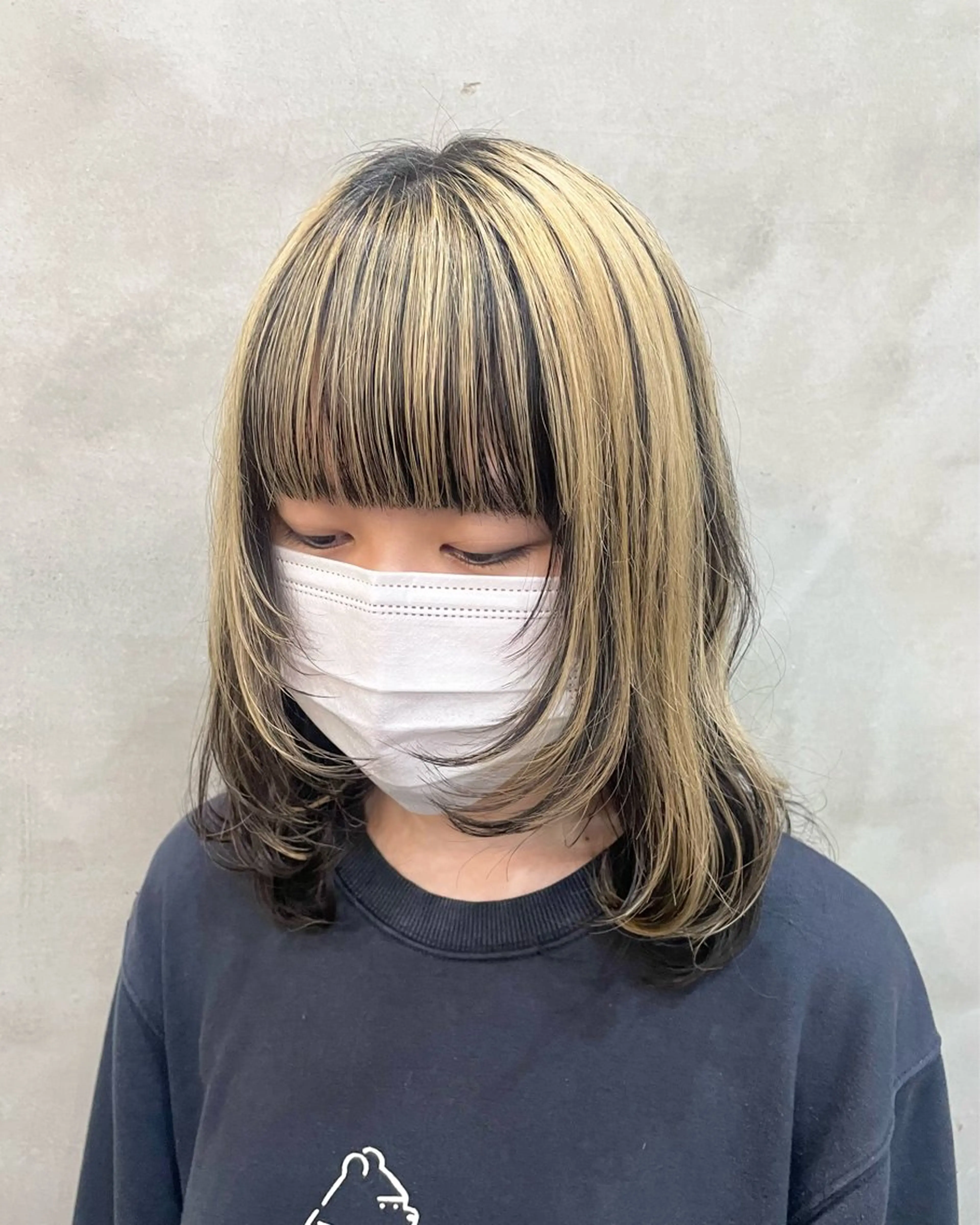 ミディアム カラー カット ヘアカラー トリートメント 【ピンク/韓国ヘア/ ヘアセット】亜海のヘアスタイル