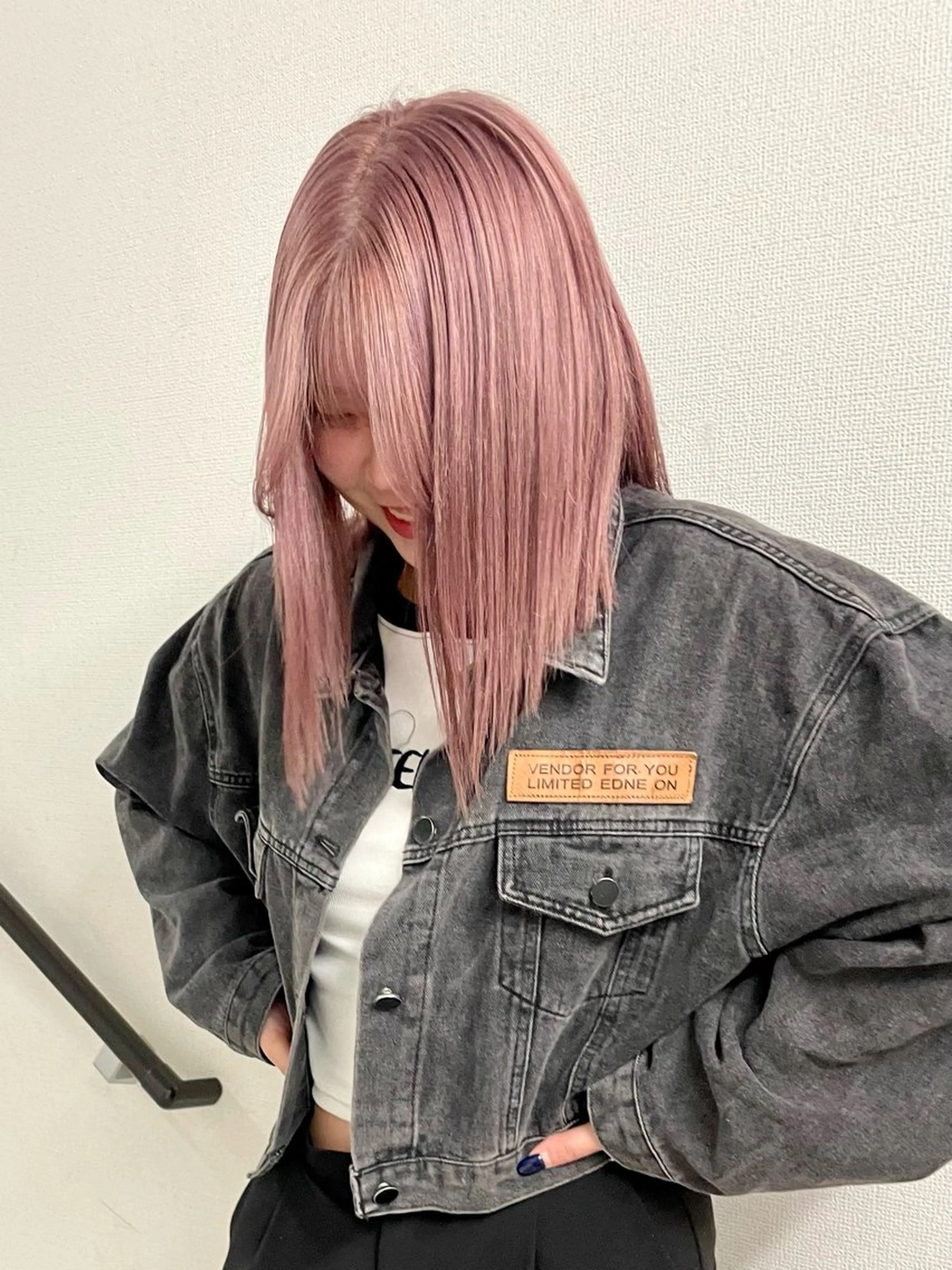 カラー 曻地 彩乃のヘアスタイル