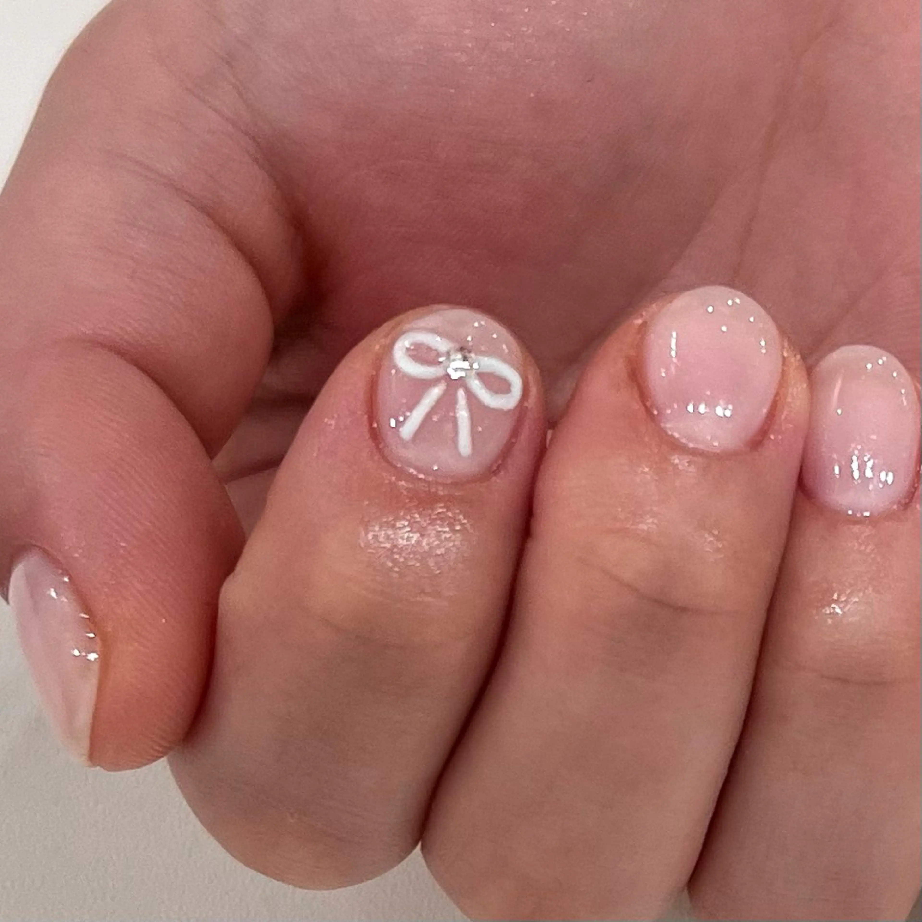 ネイル ハンドネイル ハンドケア SHIORI🐈‍⬛ 韓国⌇ワンホンネイルのネイルデザイン