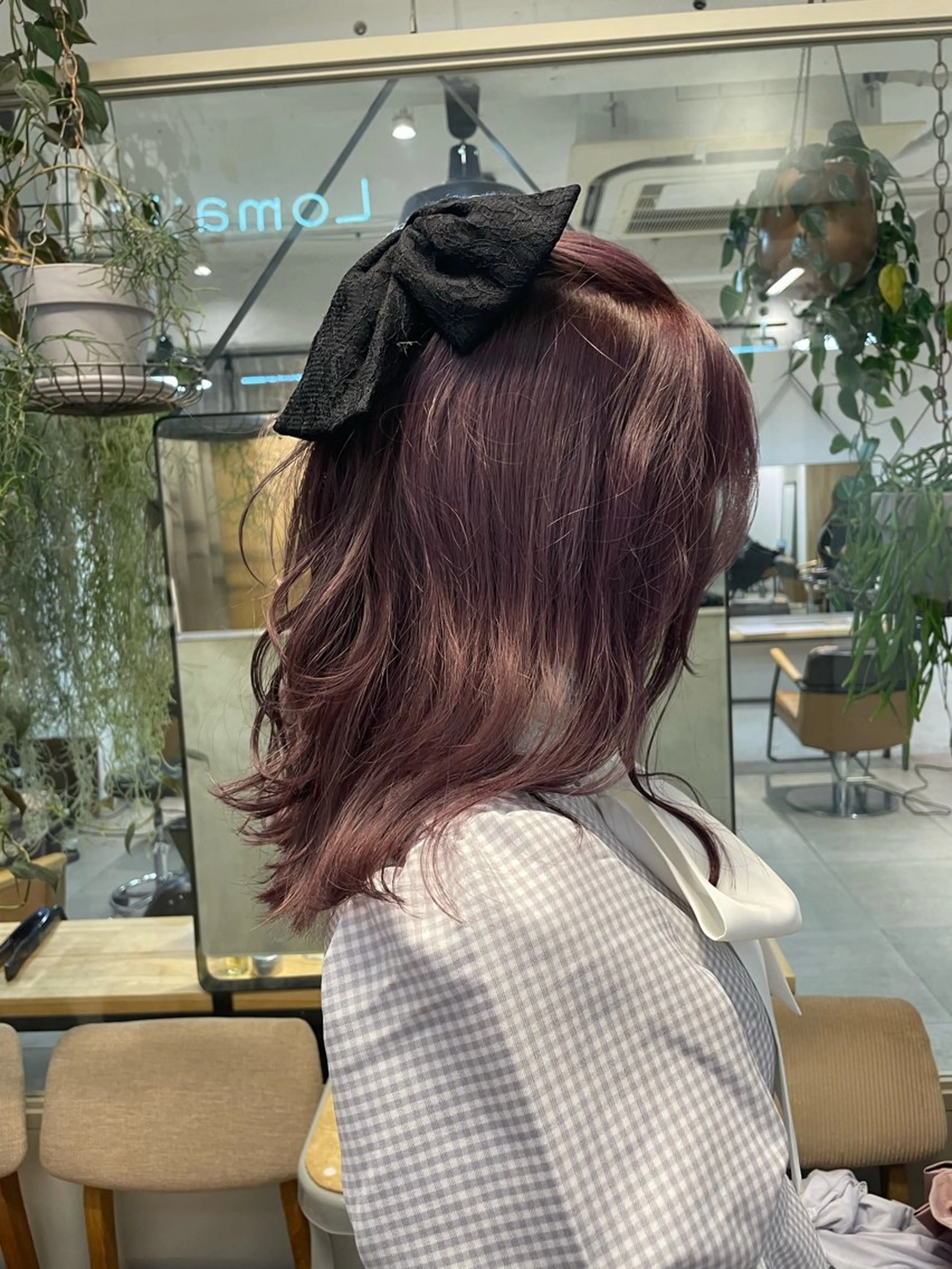 ミディアム カラー ミルクティー× グレージュMOMOのヘアスタイル