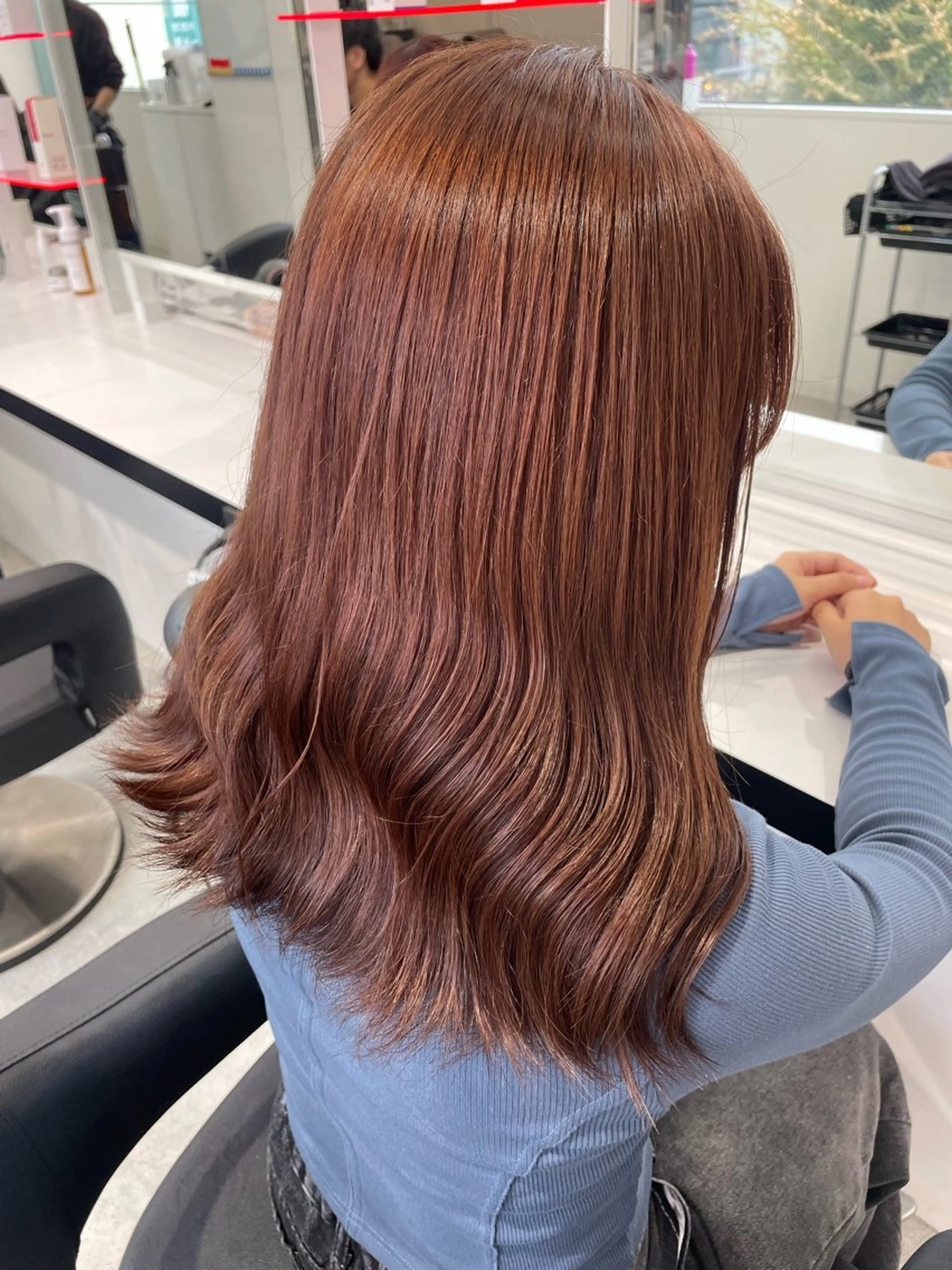 ロング カラー 履歴修正屋さん／ ブロンド／ホワイトのヘアスタイル