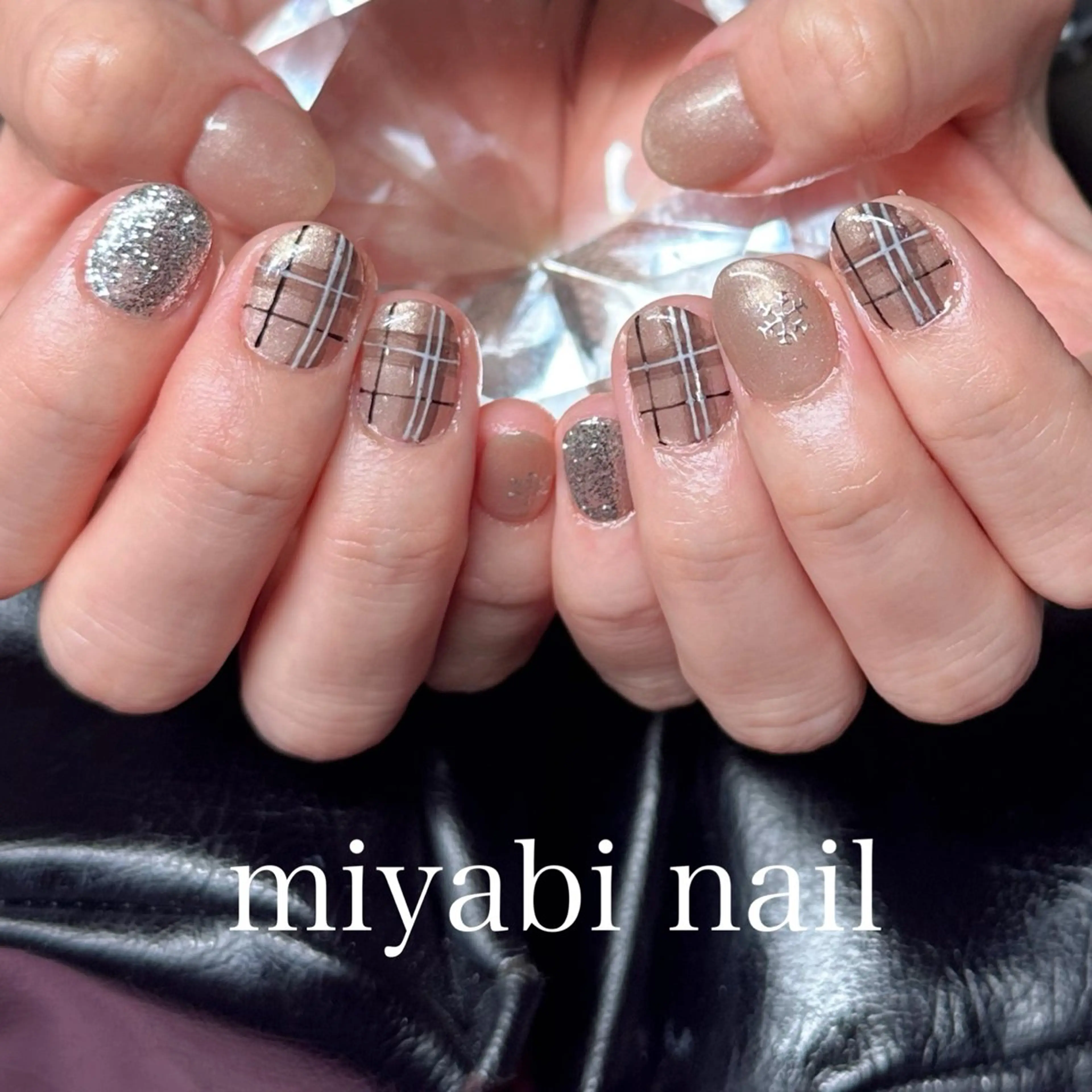ネイル ラメ(グリッター) 持ち込み シルバー 冬ネイル ハンドネイル miyabi nail 桂川駅近くのネイルデザイン
