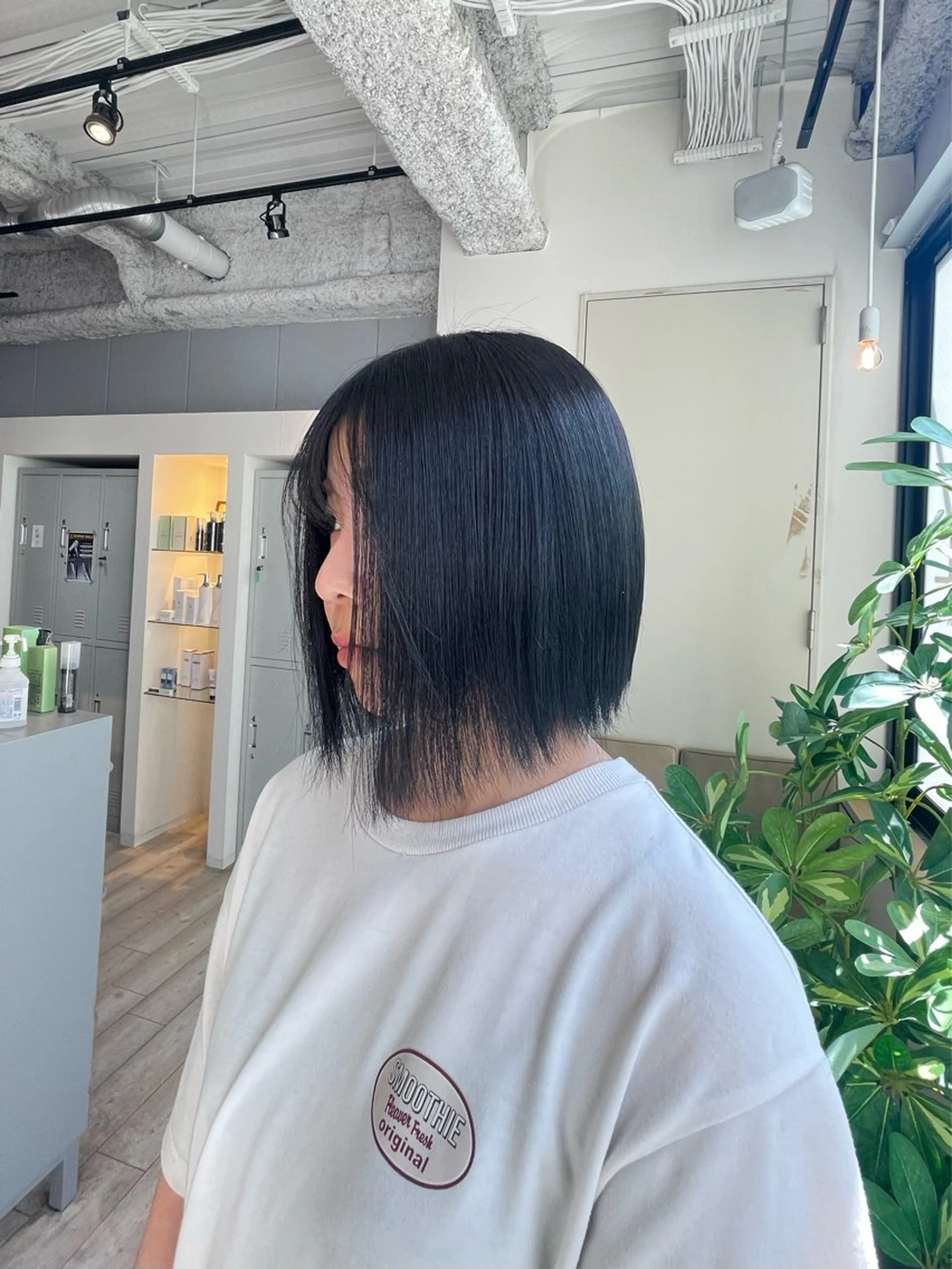 ショート ひなの/透明感 カラー/レイヤーのヘアスタイル