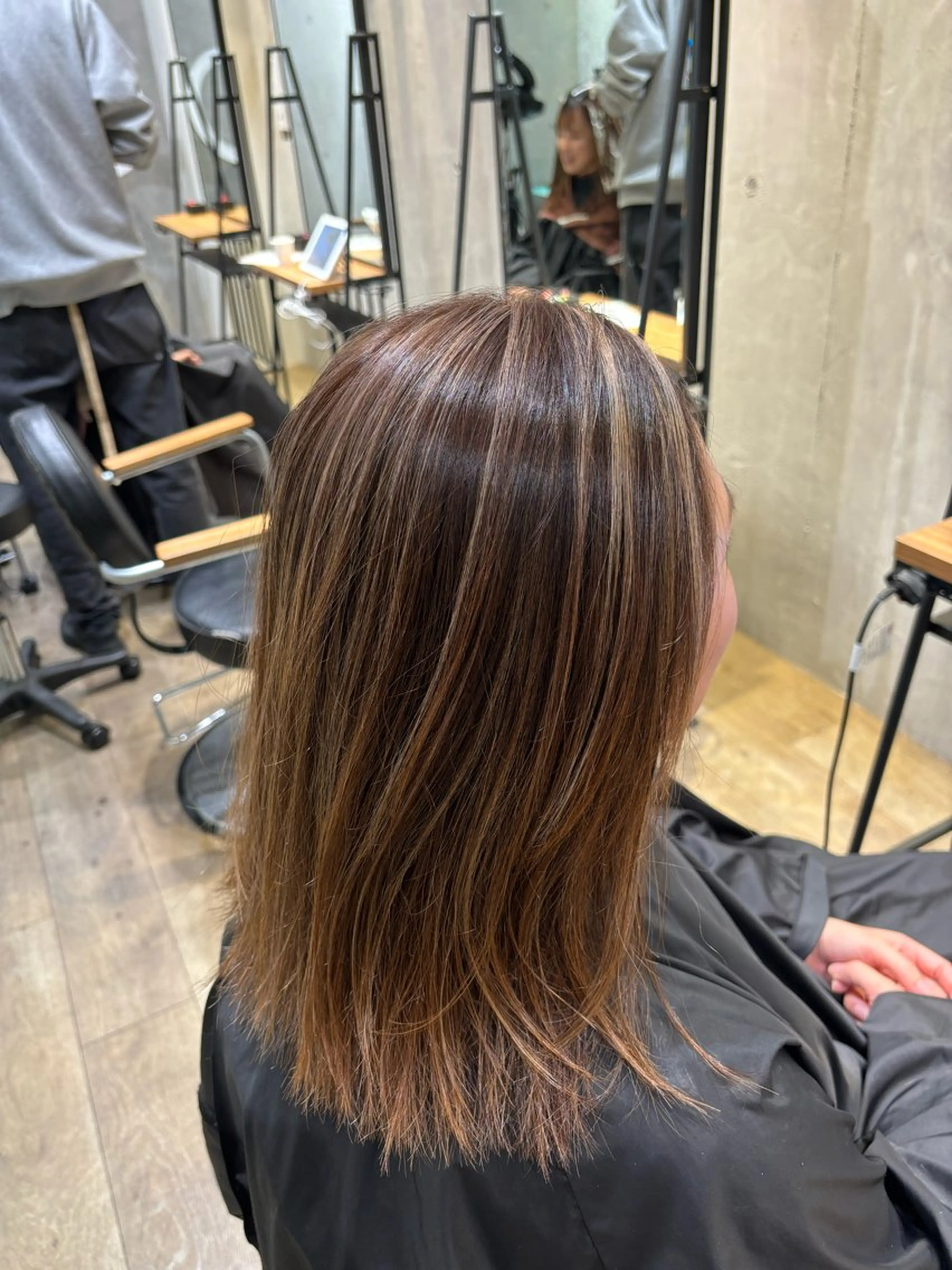 セミロング 髪質改善韓国レイヤー カット内田智大のヘアスタイル