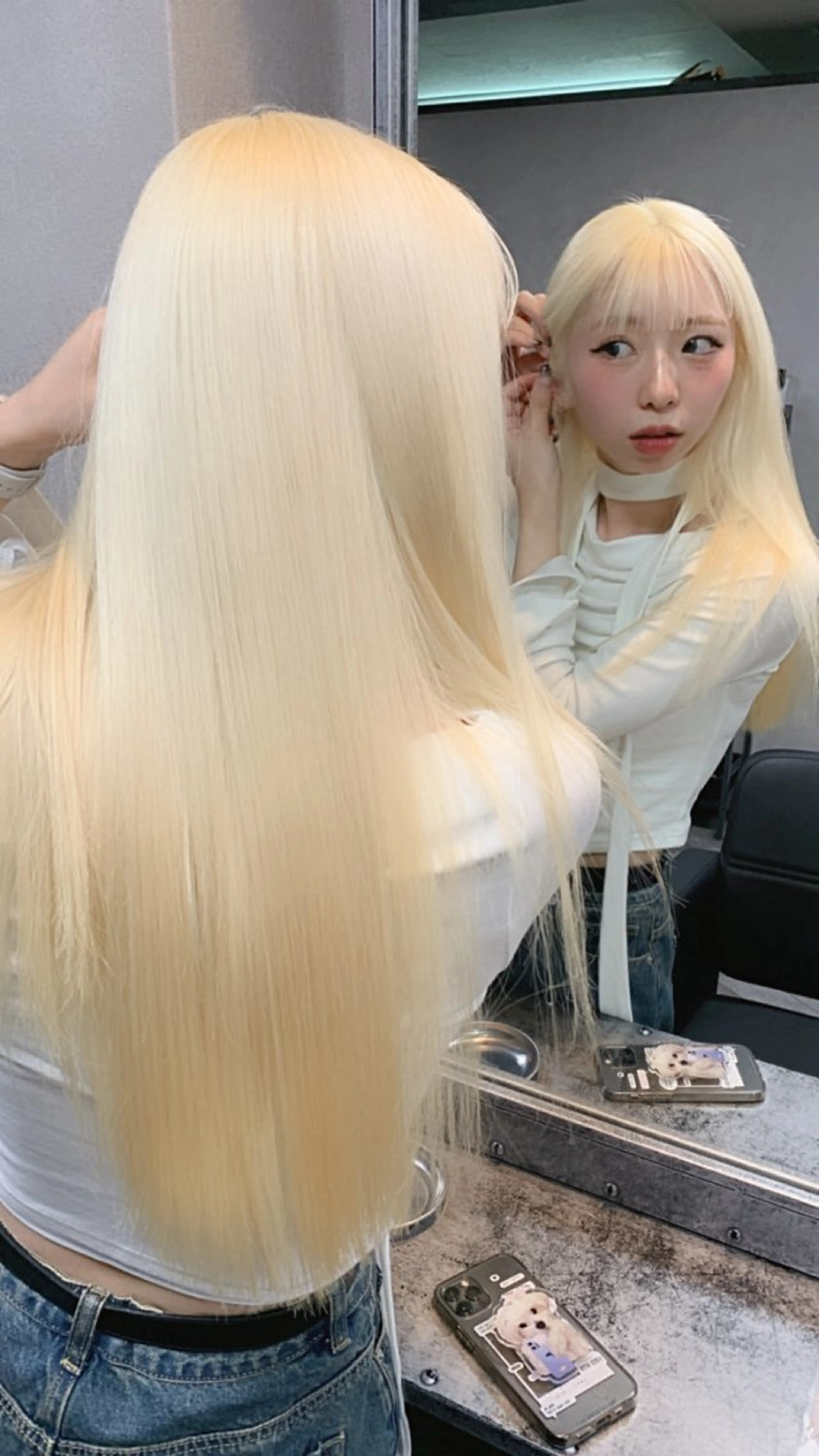 セミロング ヘアカラー ♡派手髪カラー♡ 🅝🅐🅝🅐のヘアスタイル