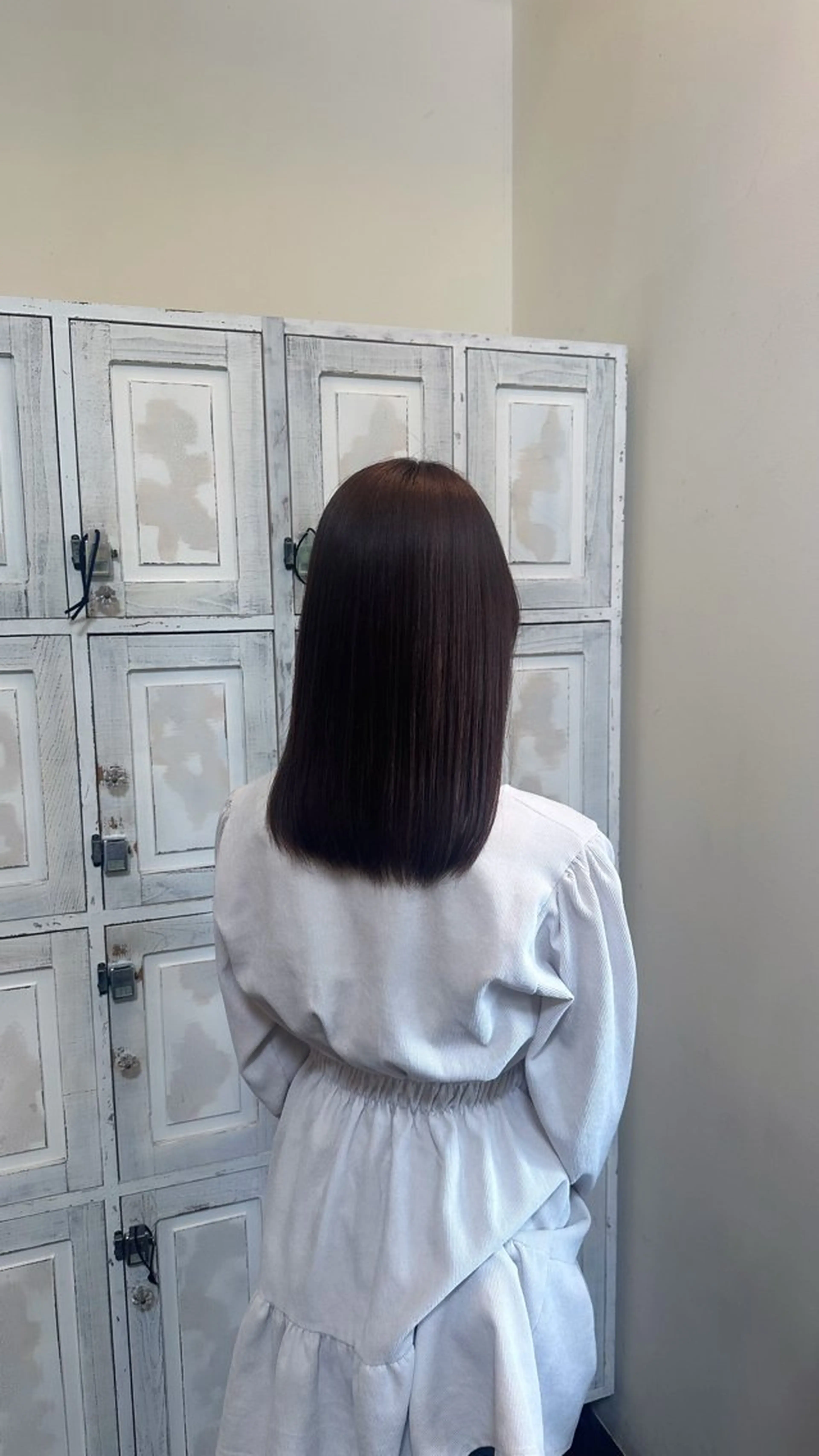 ミディアム カラー ルプラボウ/梨菜/ ハイトーン/ブリーチのヘアスタイル