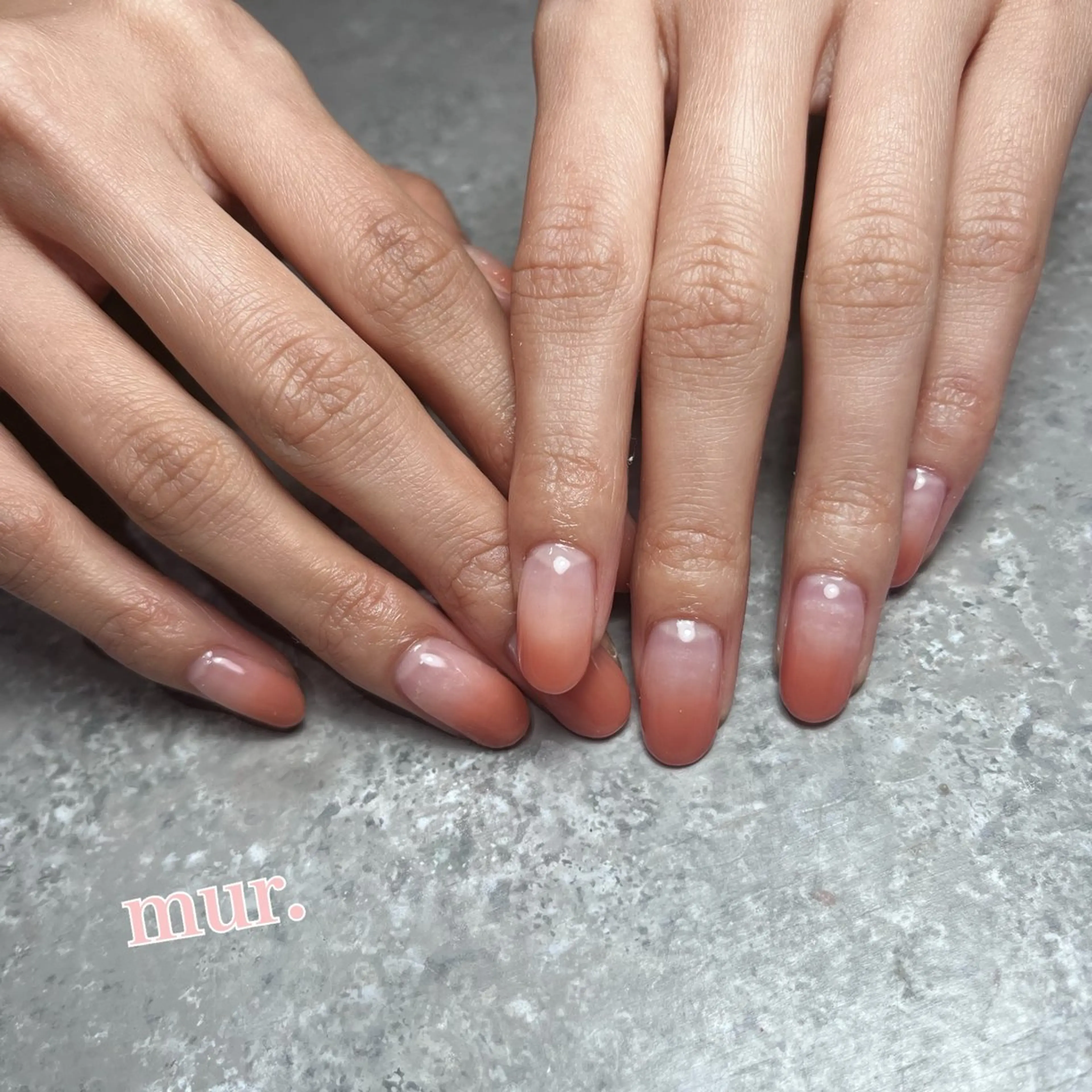 ネイル グラデーション オフィスネイル シンプルネイル 春ネイル nailsalon mur.のネイルデザイン