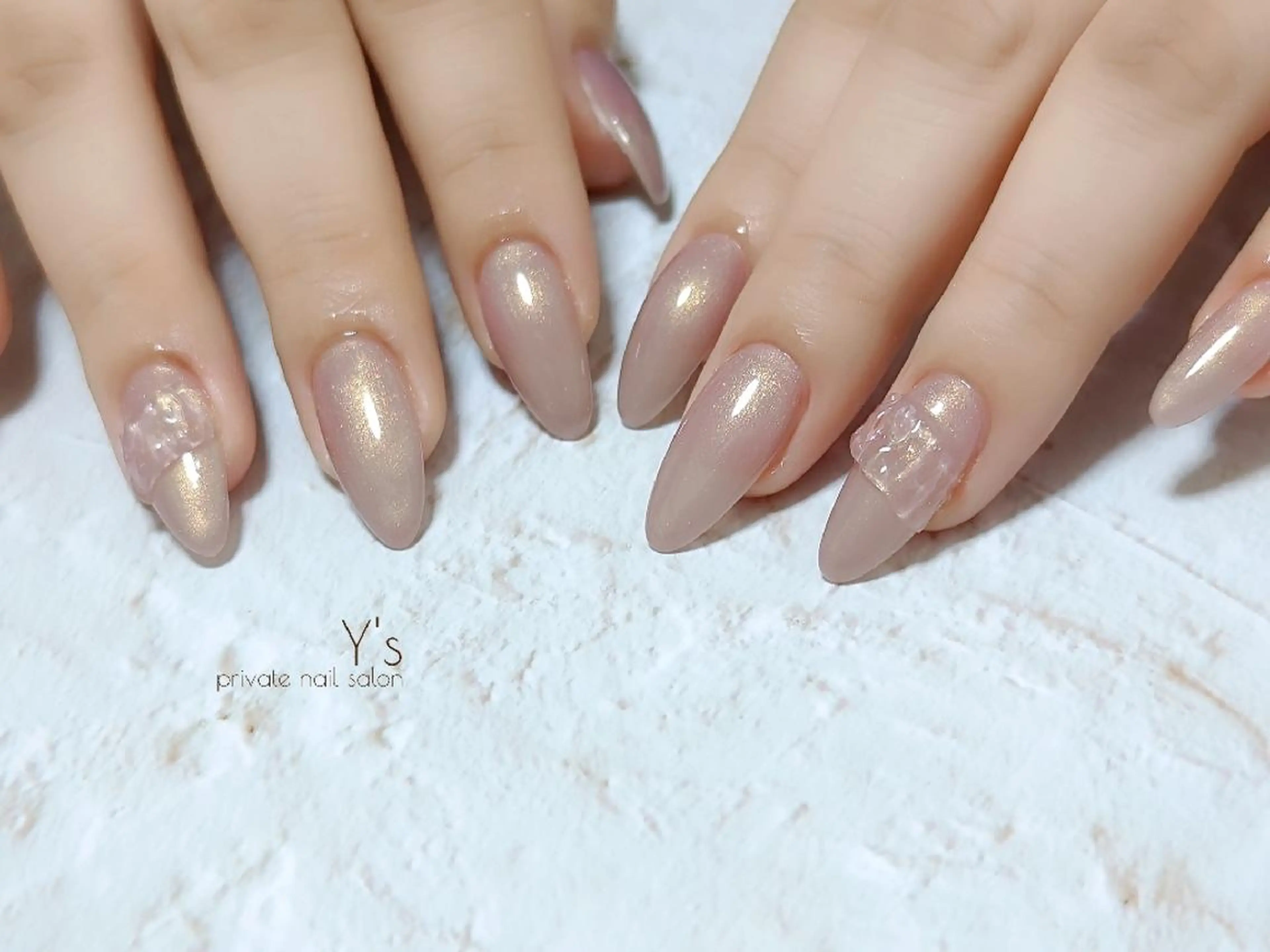 ネイル ハンドネイル YUMI NAGAI  のネイルデザイン